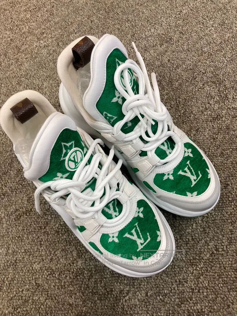 Louis Vuitton Louis Vuitton Green logo dad sneakers Size US 5 / EU 37 - 1 Thumbnail