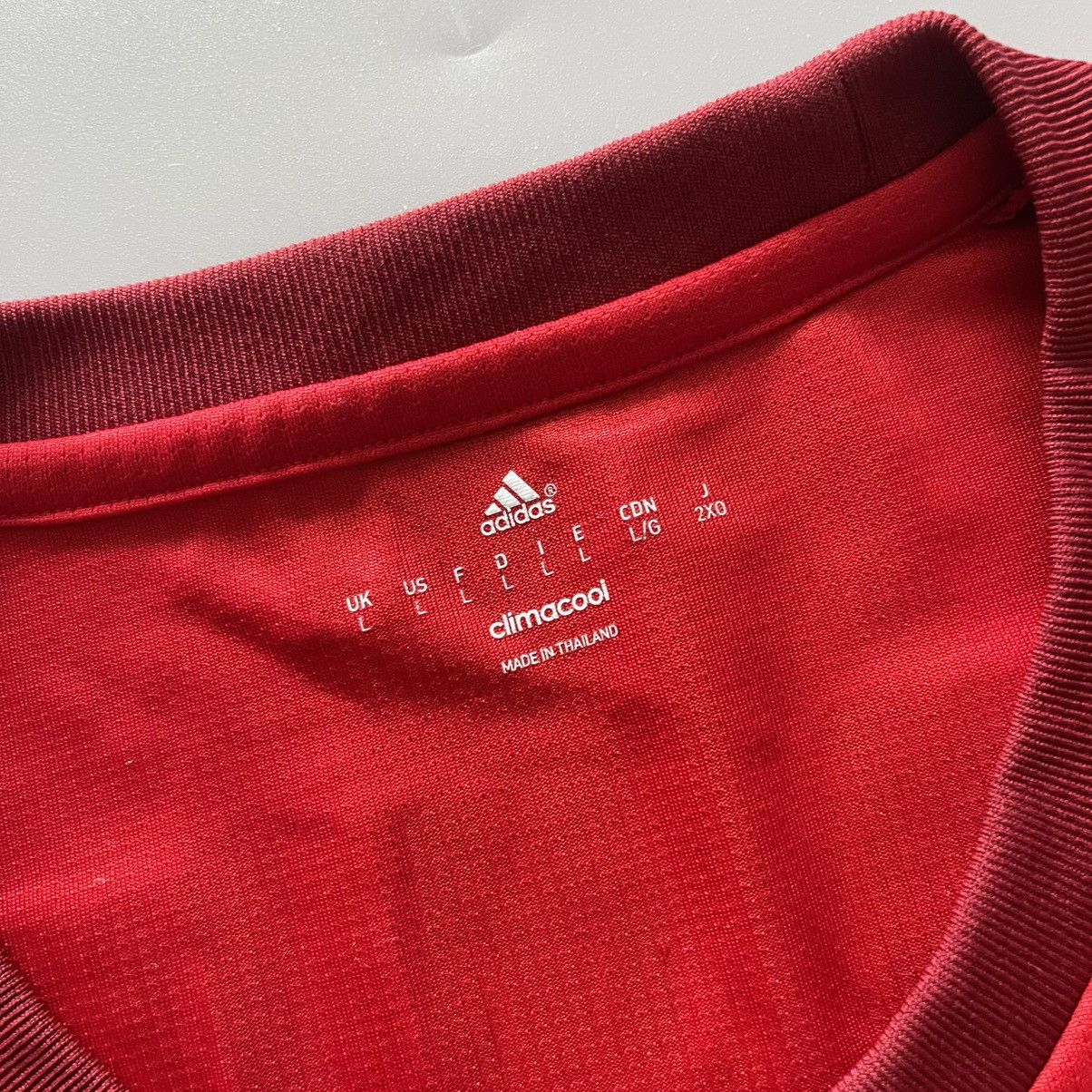 Adidas × Vintage BAYERN ADIDAS 2015/2016 FOOTBALL HOME JERSEY #10 ROBBEN Size US L / EU 52-54 / 3 - 7 Thumbnail