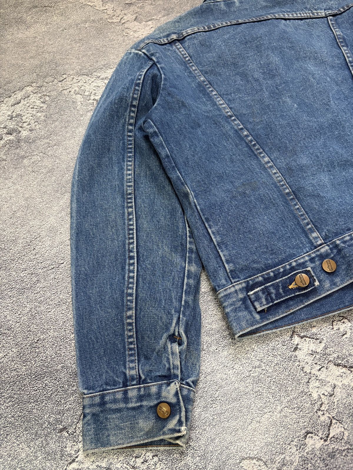 Wrangler Vintage 70s Wrangler Blue Bell Denim Trucker Jacket Malta 40 Size US L / EU 52-54 / 3 - 11 Thumbnail
