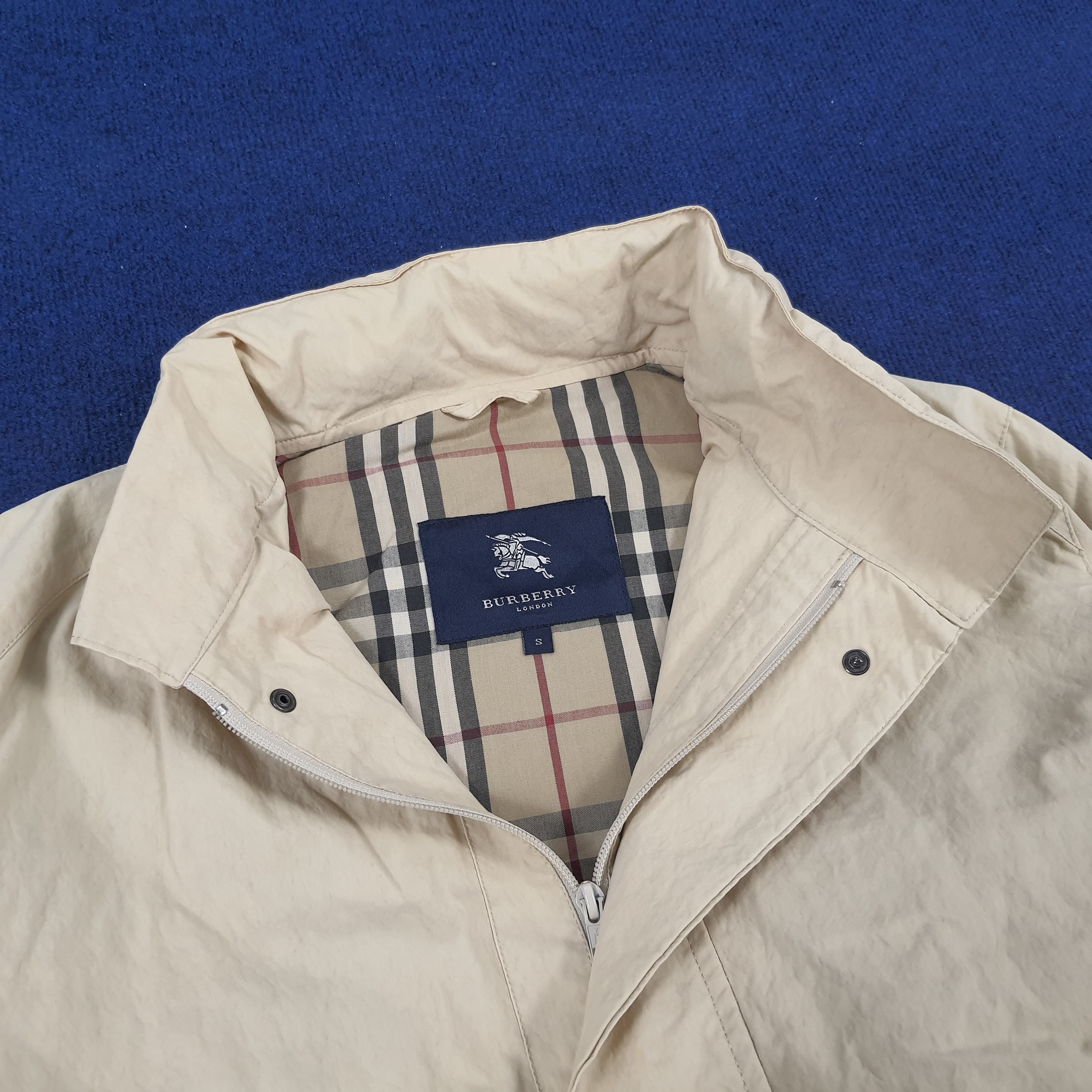 Burberry × Vintage Vintage Burberry London Custom Spell Out Jacket Size US M / EU 48-50 / 2 - 4 Thumbnail