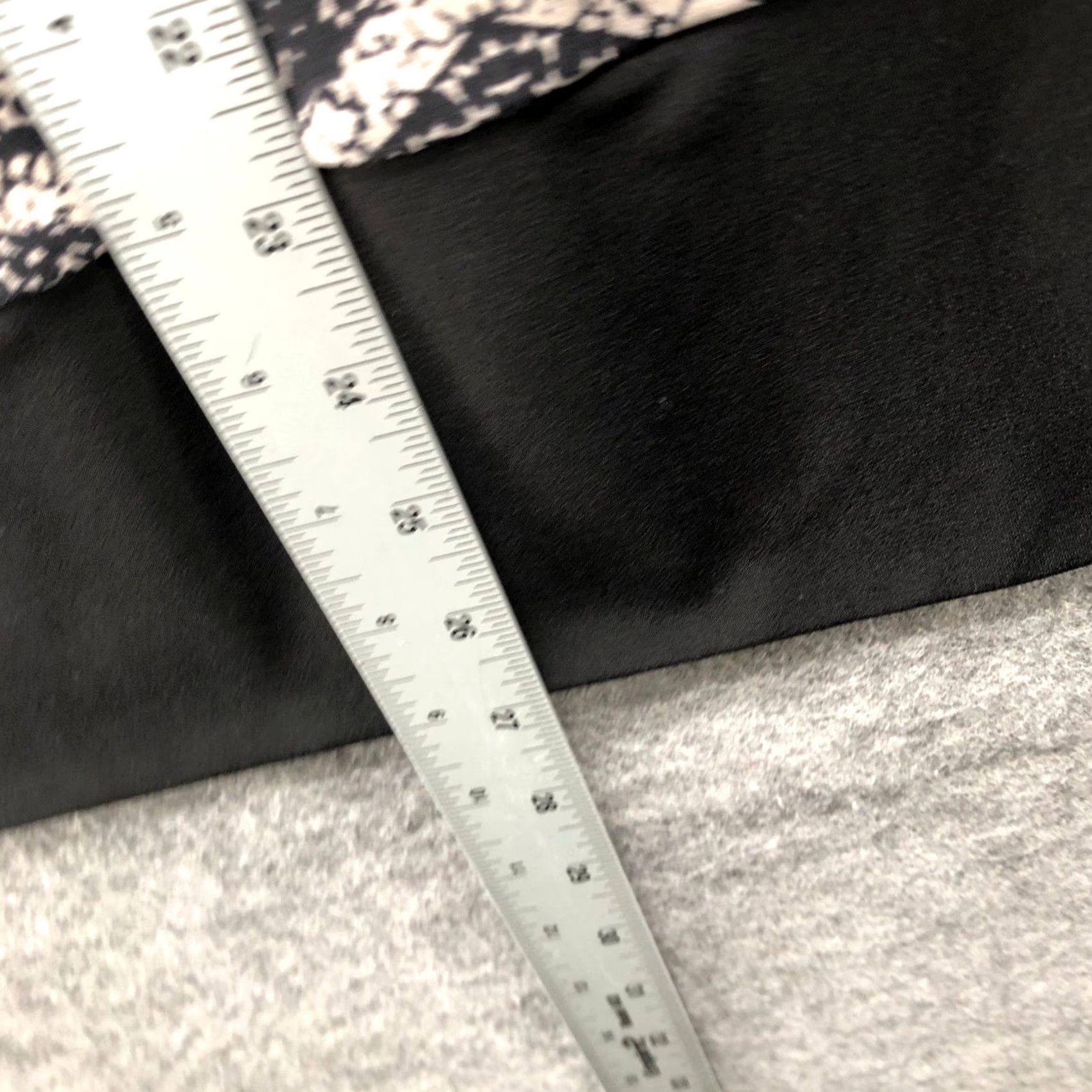 Calvin Klein Calvin Klein Geometric Halter Top Womens XL Black Tan Sleeveless Jersey Blouson Size XL / US 12-14 / IT 48-50 - 8 Thumbnail