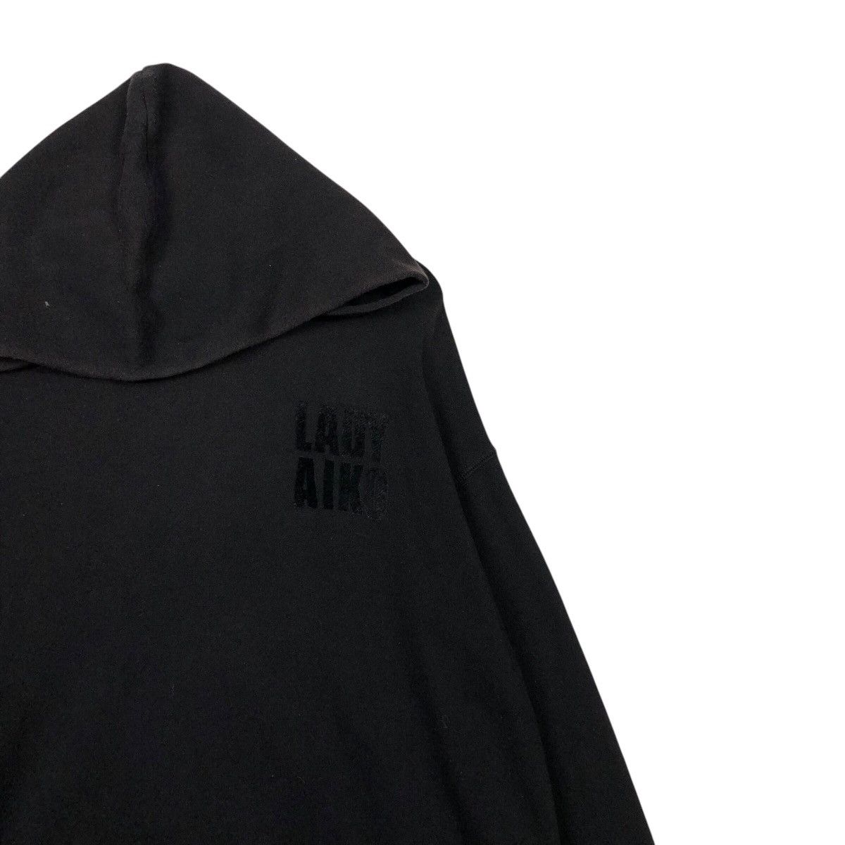Japanese Brand Lady Aiko × Uniqlo UT — Black “Love Bunny” Archive Street Ar Size US M / EU 48-50 / 2 - 7 Thumbnail