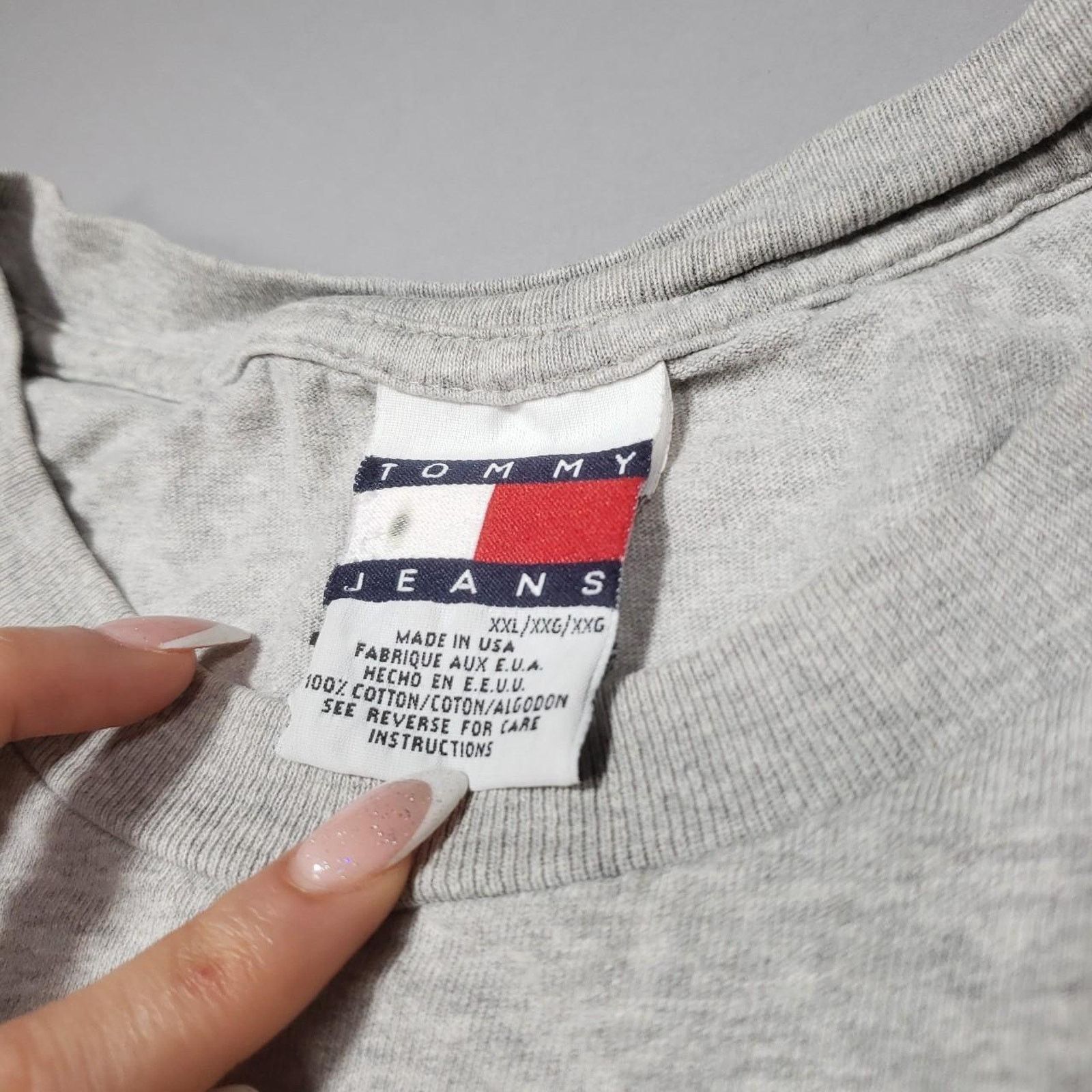 Tommy Hilfiger Vintage 90s Tommy Hilfiger Tee Mens Large Size US L / EU 52-54 / 3 - 4 Thumbnail
