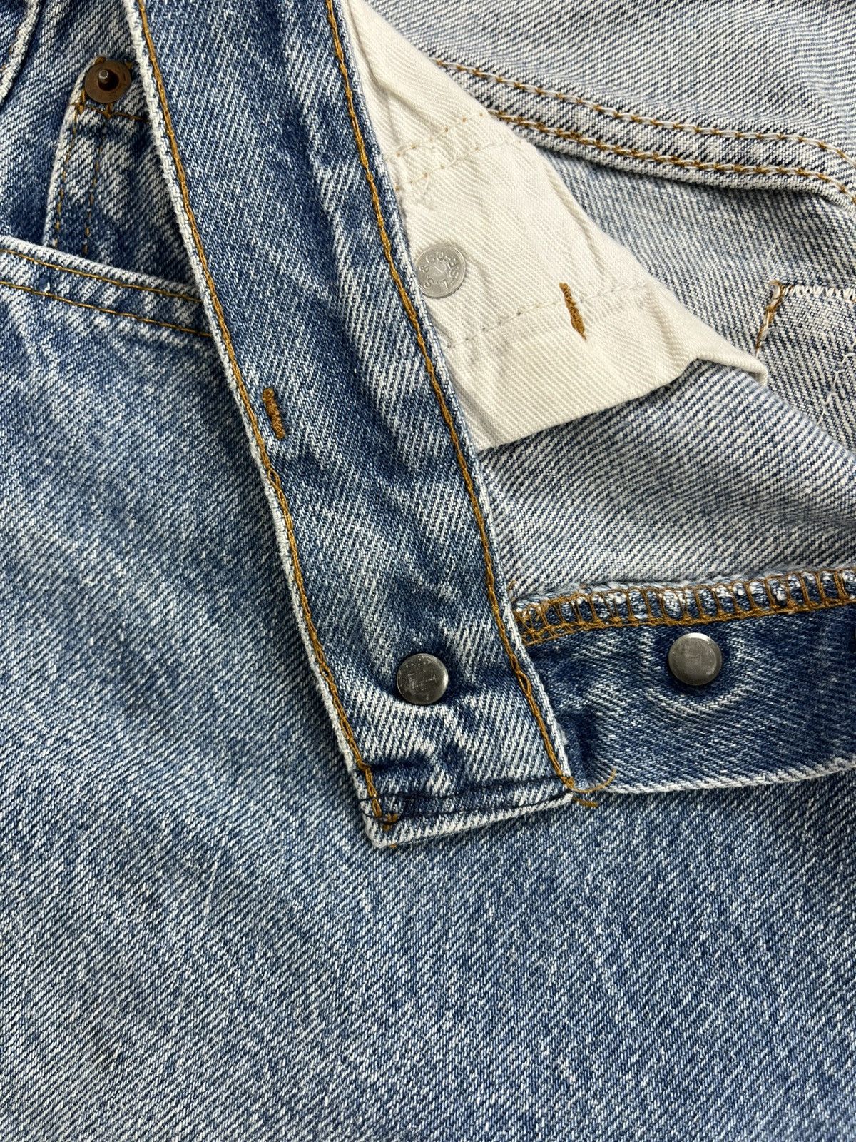 Levi's Vintage Clothing 🇺🇸1970s Vintage Levis 501XX Cut Off Straight Leg Blue Jeans Size US 29 - 10 Thumbnail