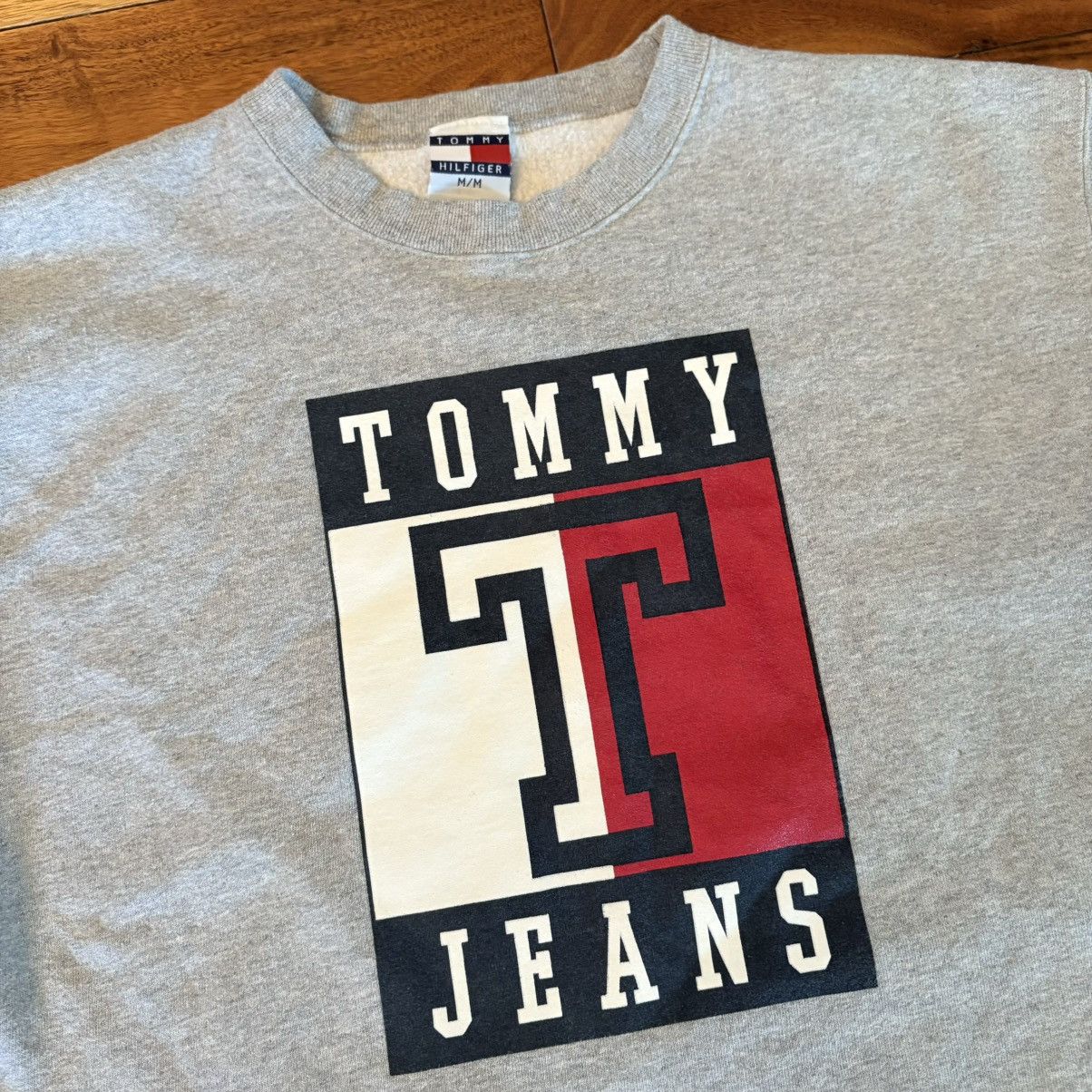 Tommy Hilfiger × Tommy Jeans × Vintage Vintage 90s Tommy Hilfiger Jeans Sweater Size US M / EU 48-50 / 2 - 2 Thumbnail