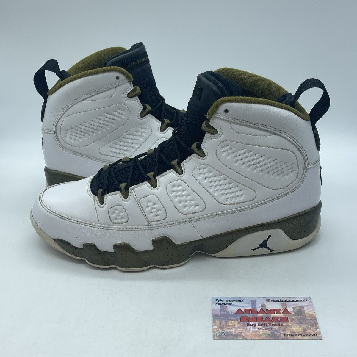 Jordan Brand Air Jordan 9 statue Size US 11.5 / EU 44-45 - 1 Thumbnail