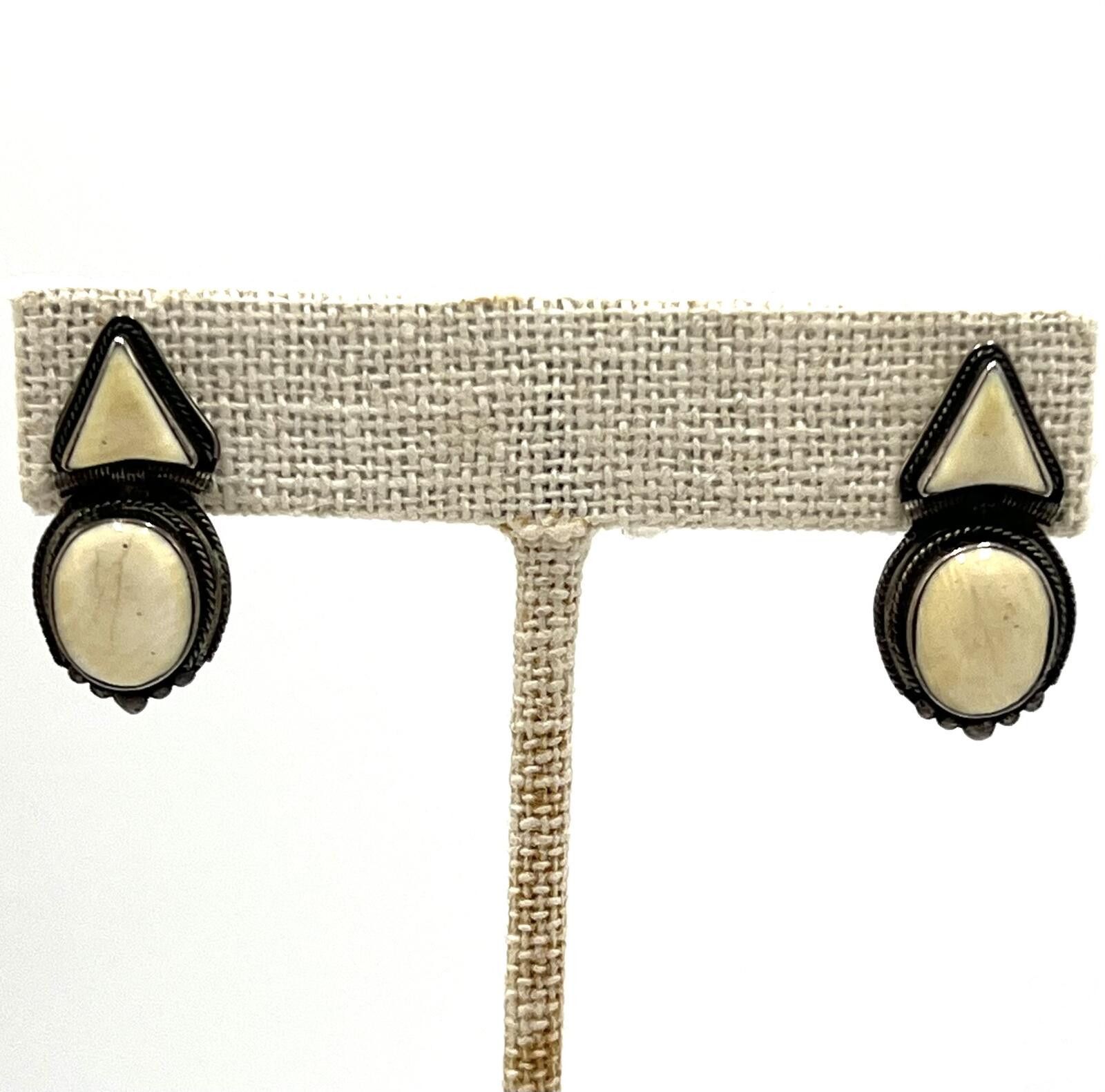 Other Vintage Sterling Silver Native Style Hinged Drop Earrings Size ONE SIZE - 1 Thumbnail