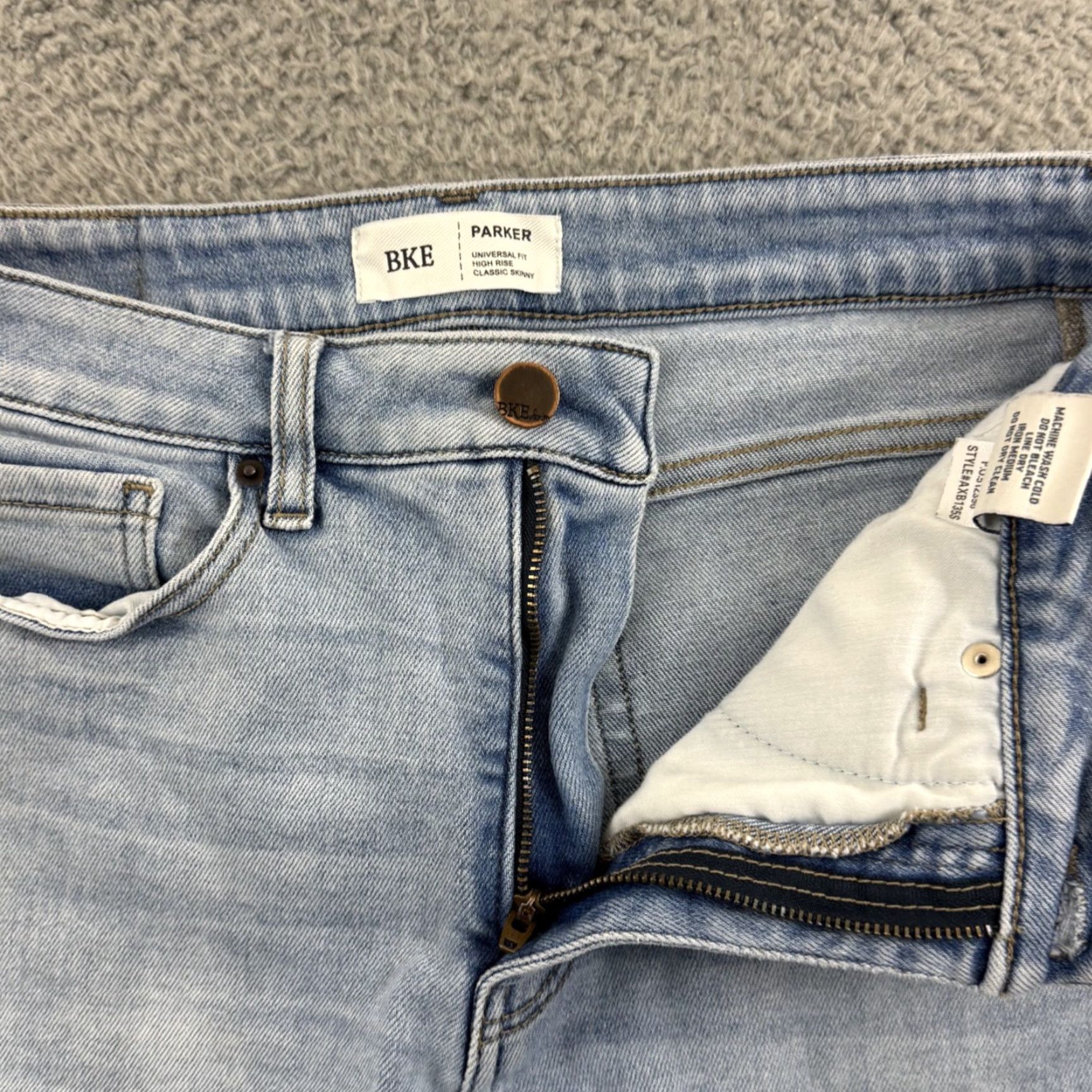 Vintage BKE Buckle Jeans Womens 28x30 High Rise Classic Skinny Denim Zip Stretch Blue 5-Pocket Size 28" / US 6 / IT 42 - 4 Thumbnail