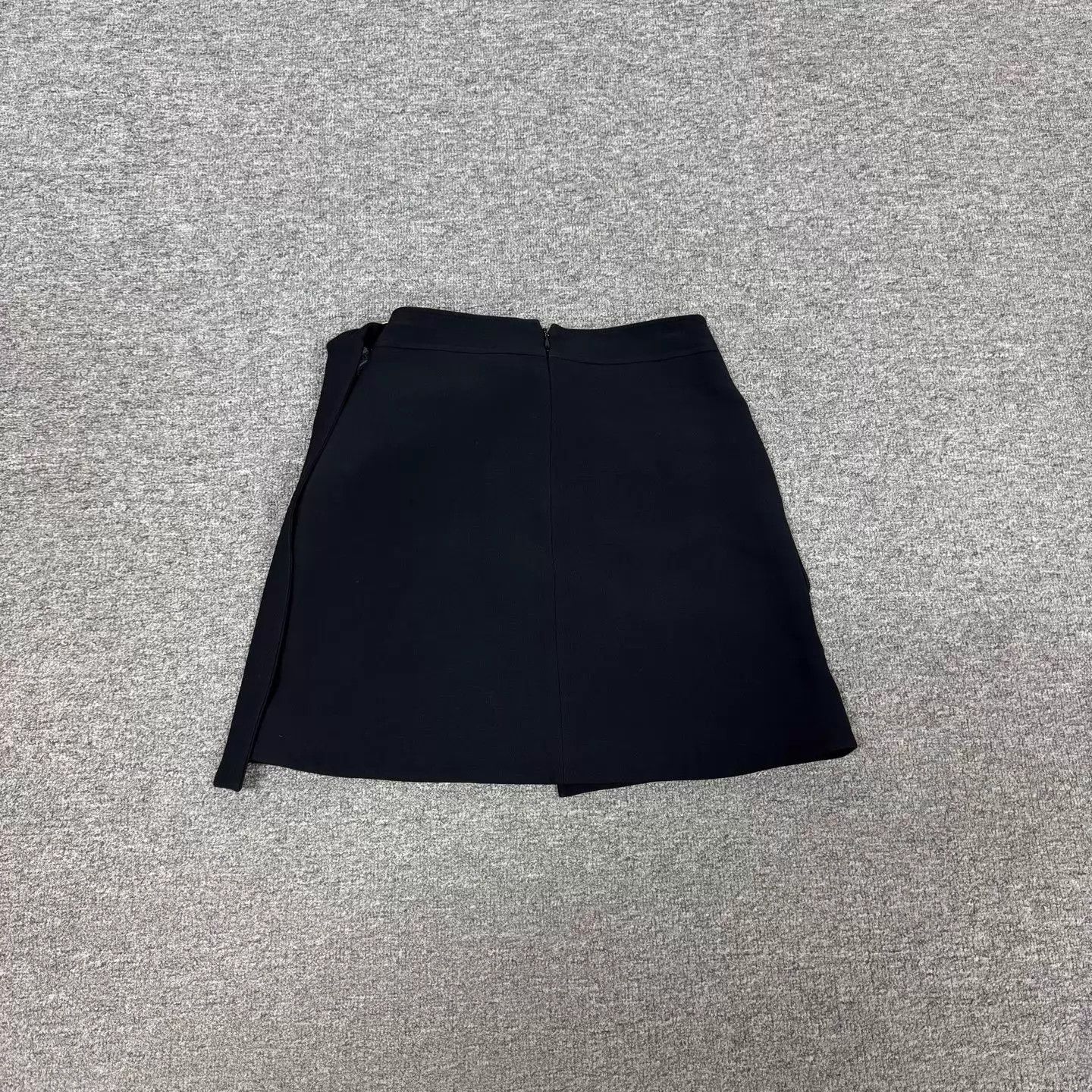 Louis Vuitton LV black metal buckle asym poc A-line skirt 99 new Size 33" - 2 Thumbnail