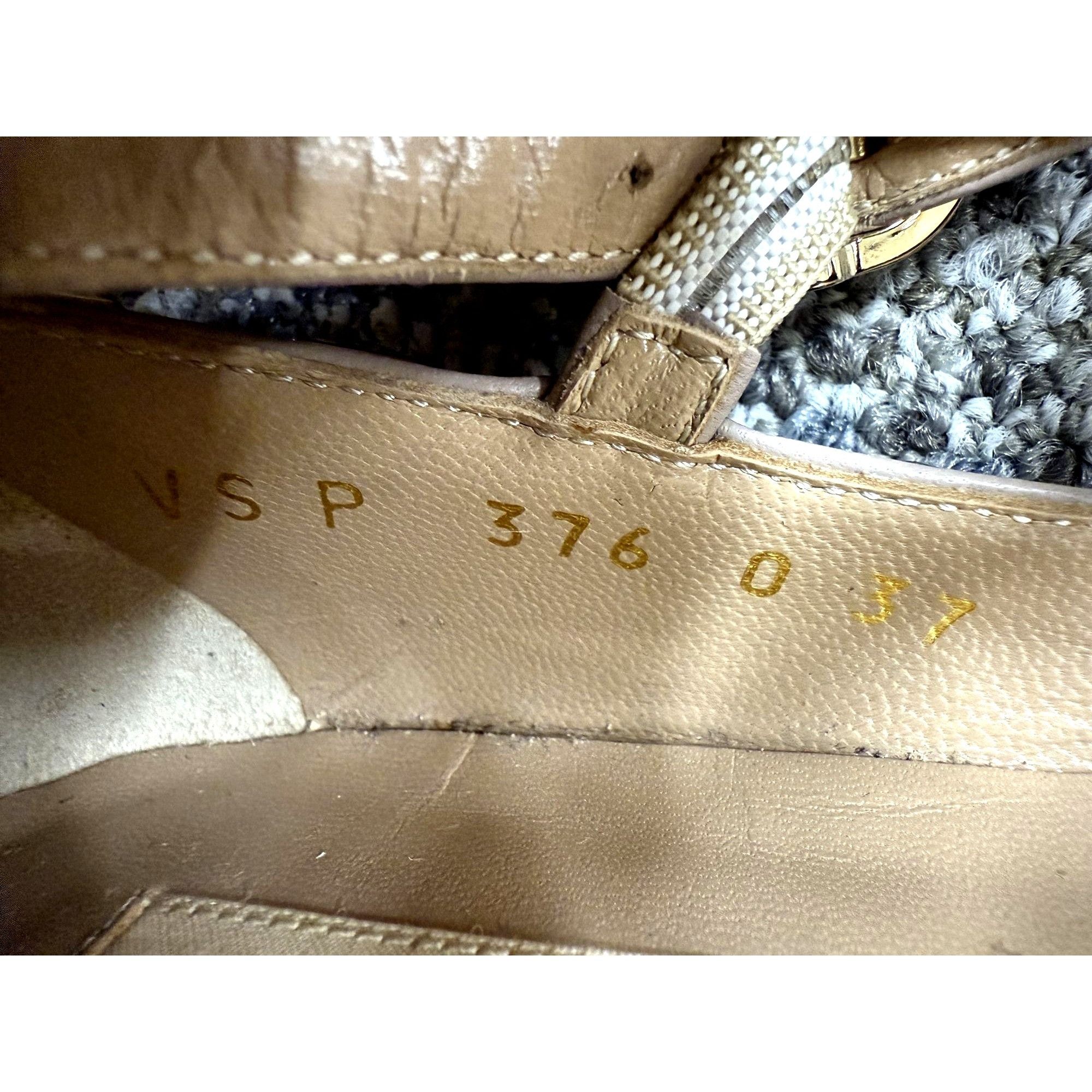 Valentino Valentino Garavani Rockstud Patent Leather Pointed-Toe Flats Size US 7 / IT 37 - 5 Thumbnail