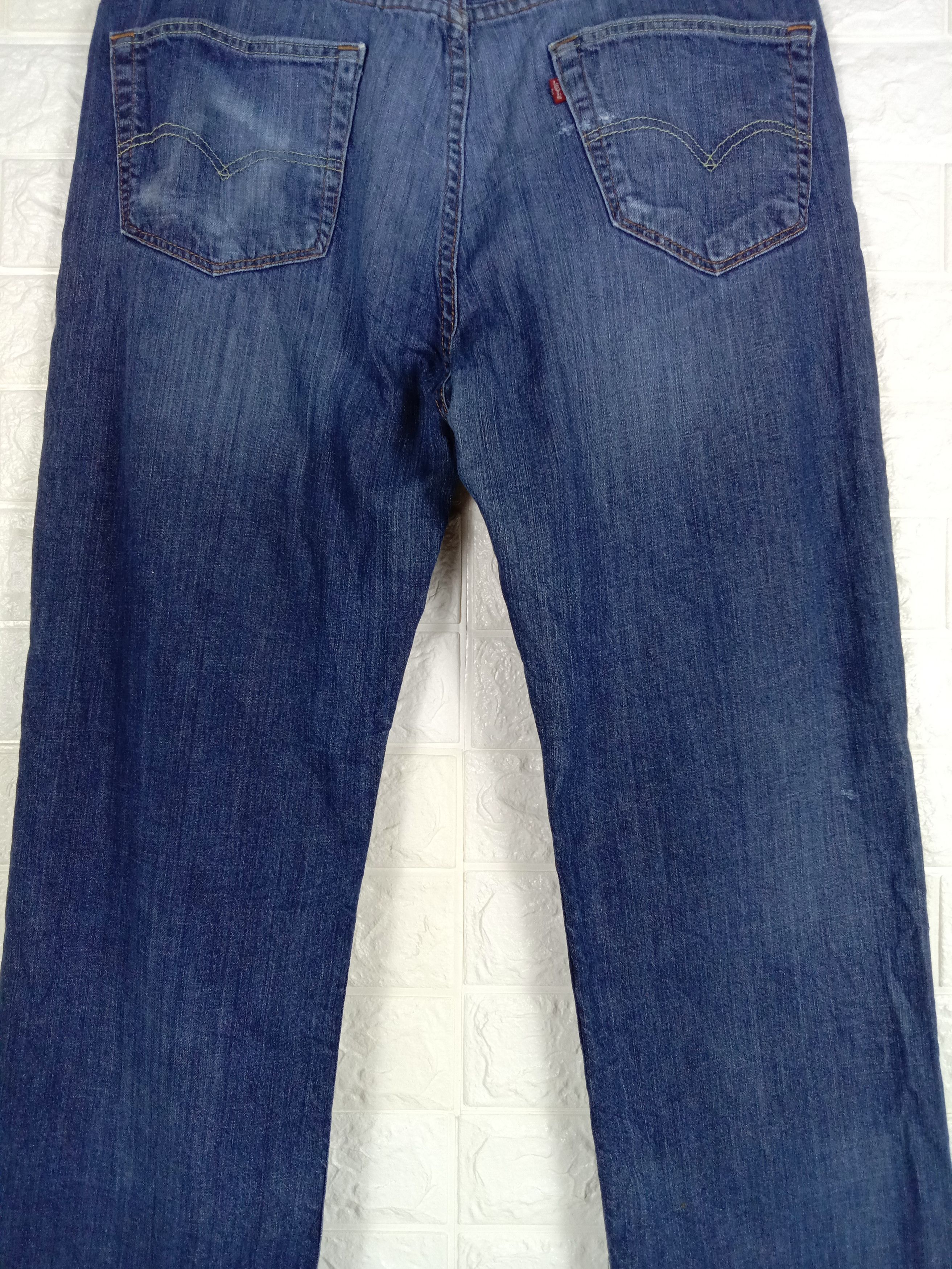 Levi's Vintage Levi’s 514 Jeans Blue Wash Distressed Denim Size US 36 / EU 52 - 7 Thumbnail