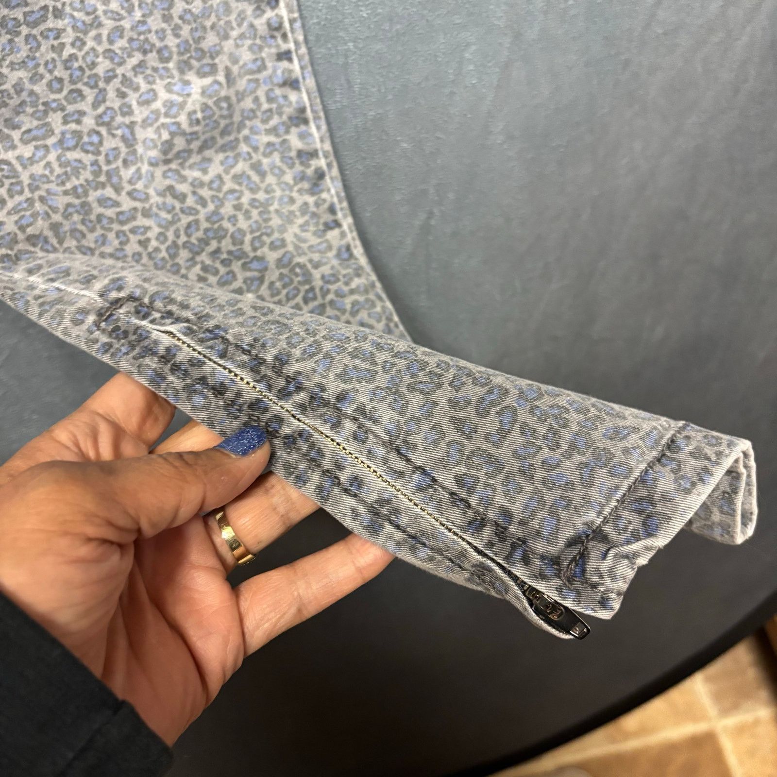 Jordache Jordache Jeans Blue Leopard Print Womens 28 Stretchy Skinny Size 33" - 5 Thumbnail