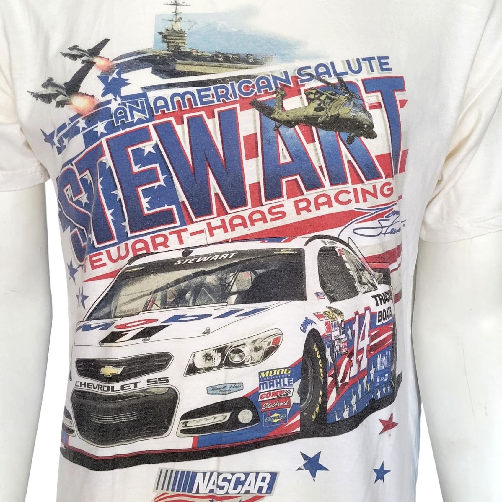 Chase Authentics VINTAGE Tony Stewart #14 NASCAR T-Shirt Chase Authentics Large White Men's T-Shirt Graphic Print #14 Car American Salute Decade: 2000s NASCAR Size US L / EU 52-54 / 3 - 3 Thumbnail