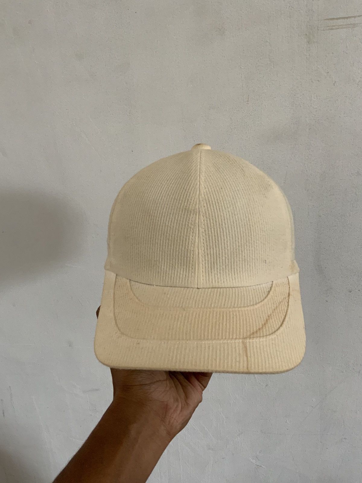 Guy Laroche Guy Laroche Paris Rusty Corduroy Hat Size ONE SIZE - 1 Thumbnail
