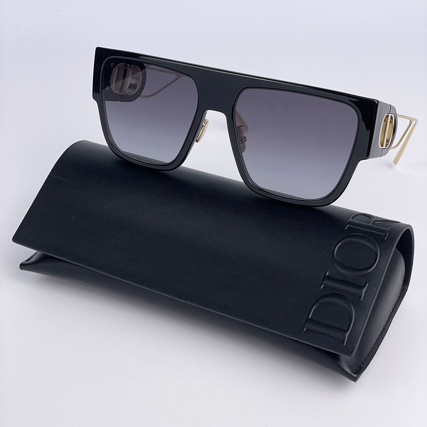 image of Gucci New Dior 30Montaigne S3U 12A1 Square Women Sunglasses in Black/Gray Gradient