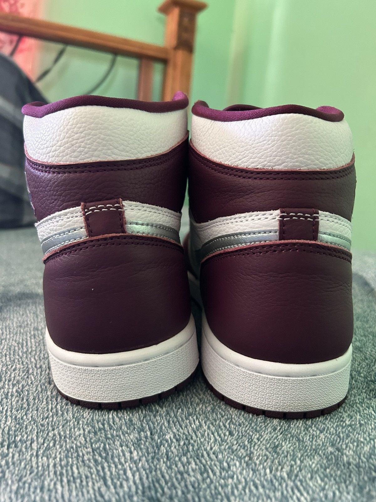 Nike × Vintage Jordan 1 high top “Bordeaux” Size US 10 / EU 43 - 4 Thumbnail