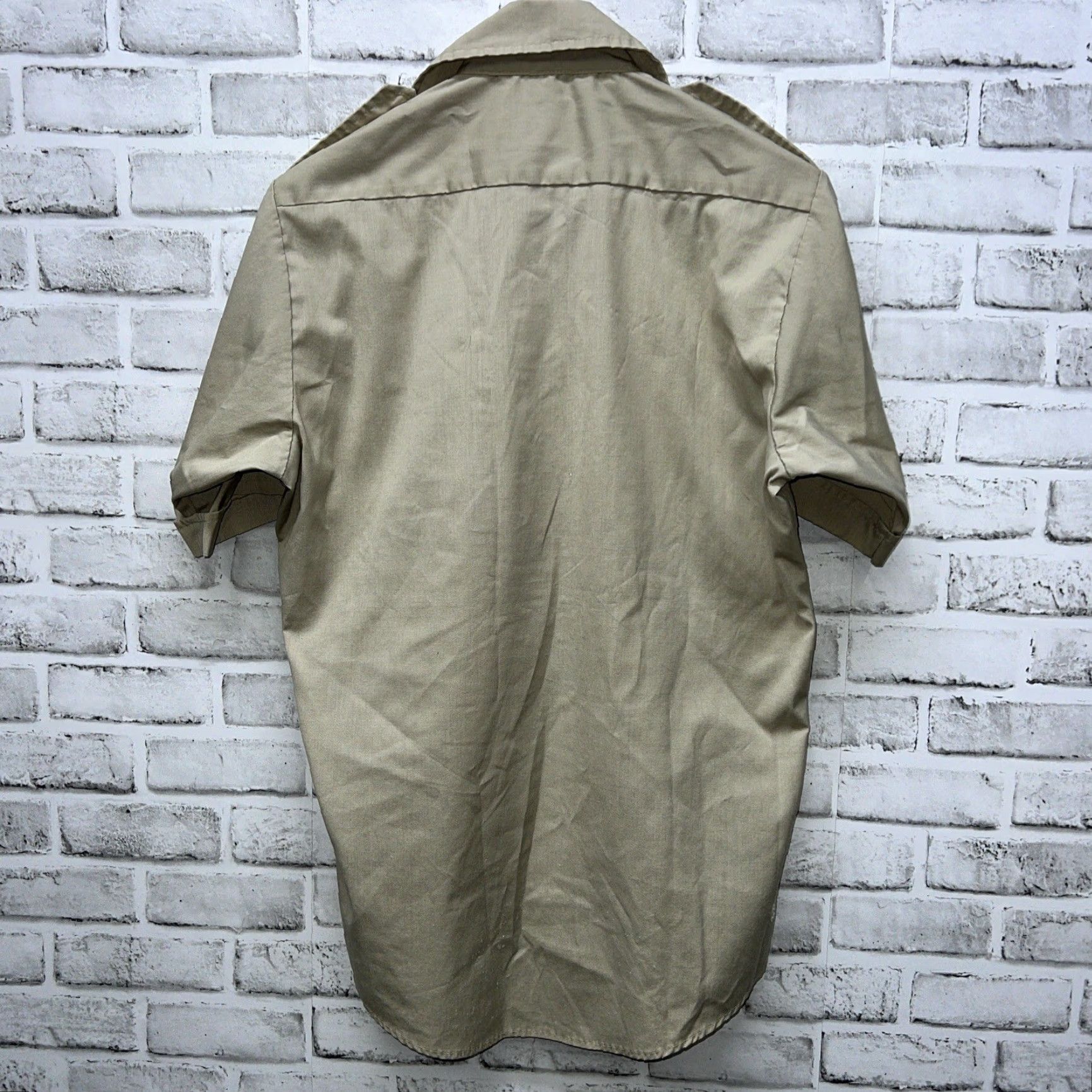 Vintage VINTAGE Woolrich Military Style Button Up Shirt Mens Size M Short Sleeve Beige Size US M / EU 48-50 / 2 - 4 Thumbnail