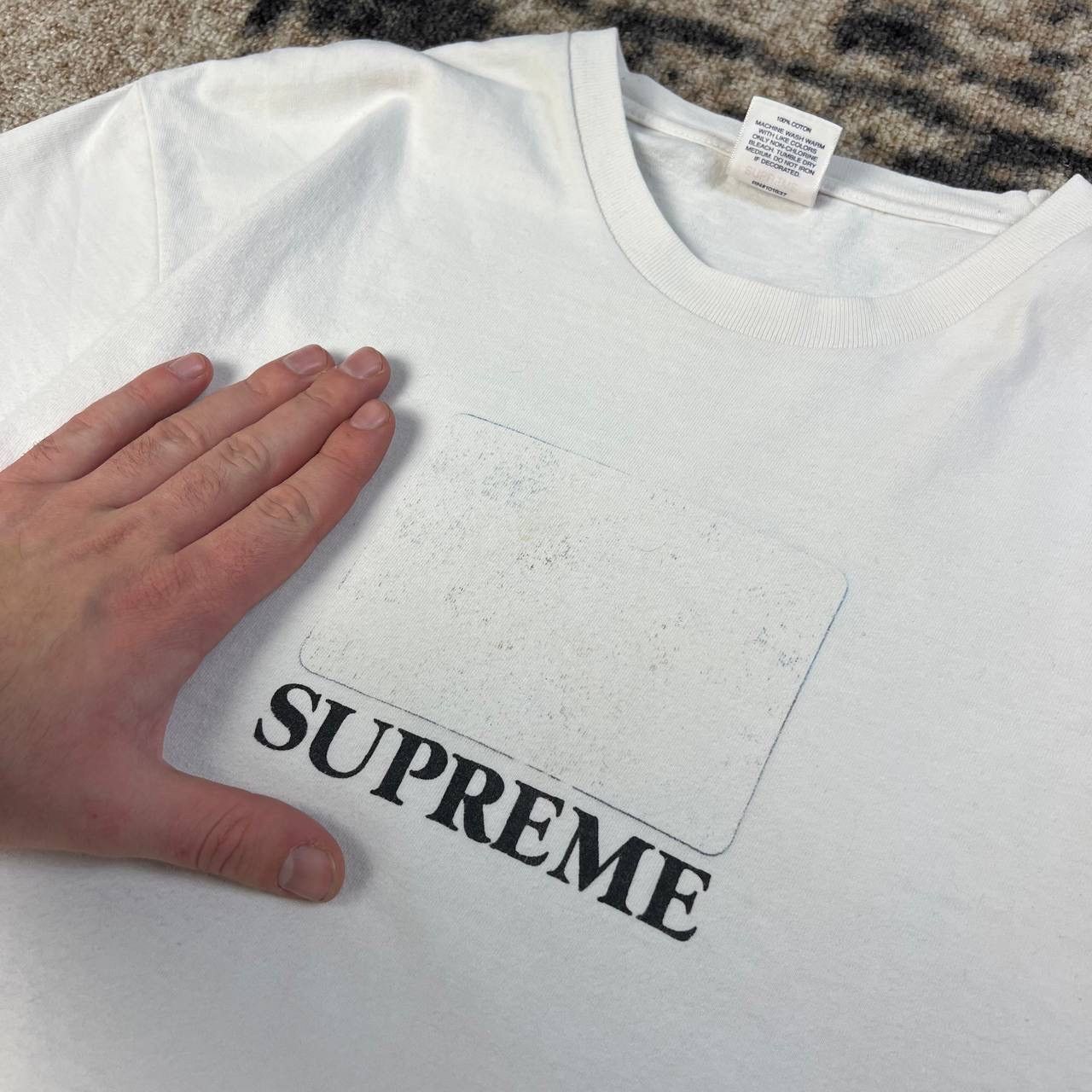 Supreme Supreme Big Center Logo White T-Shirt Streetwear Style 1TS21 Size US M / EU 48-50 / 2 - 3 Thumbnail