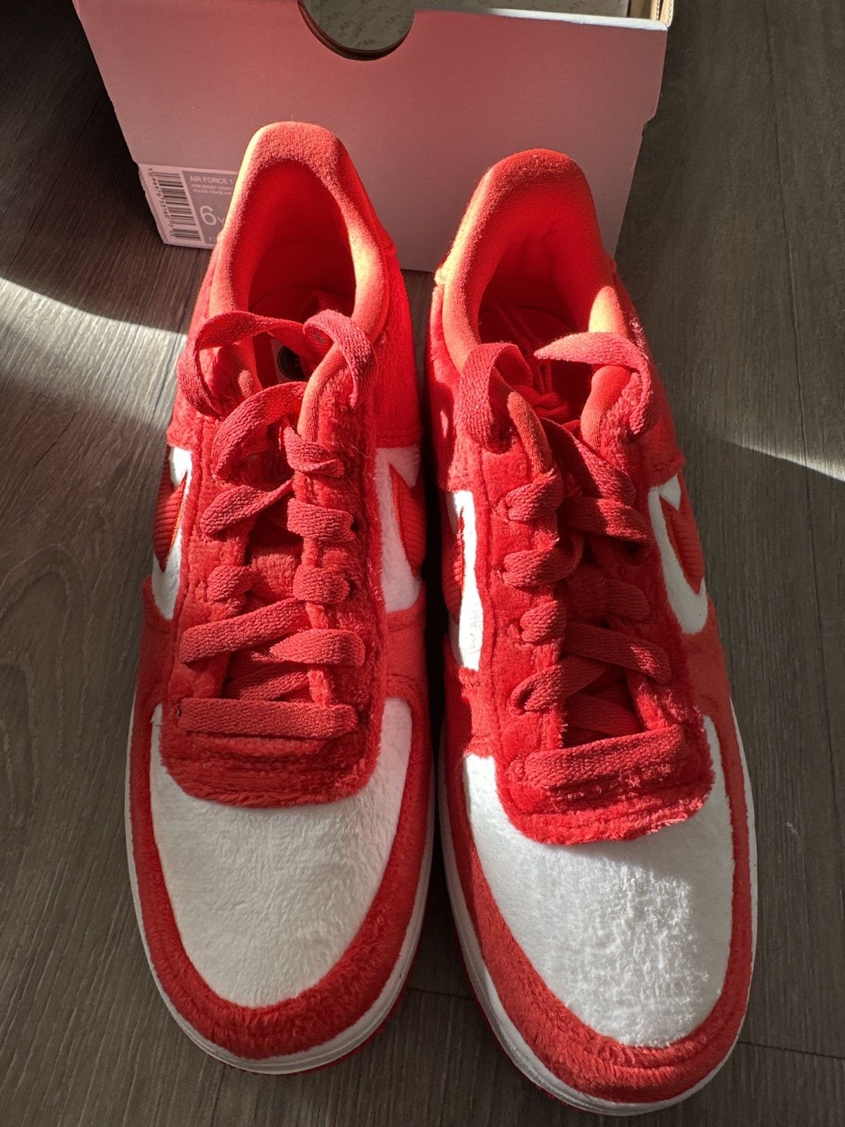 Nike Air Force gs valentine 6y Size US 6 / EU 39 - 1 Thumbnail