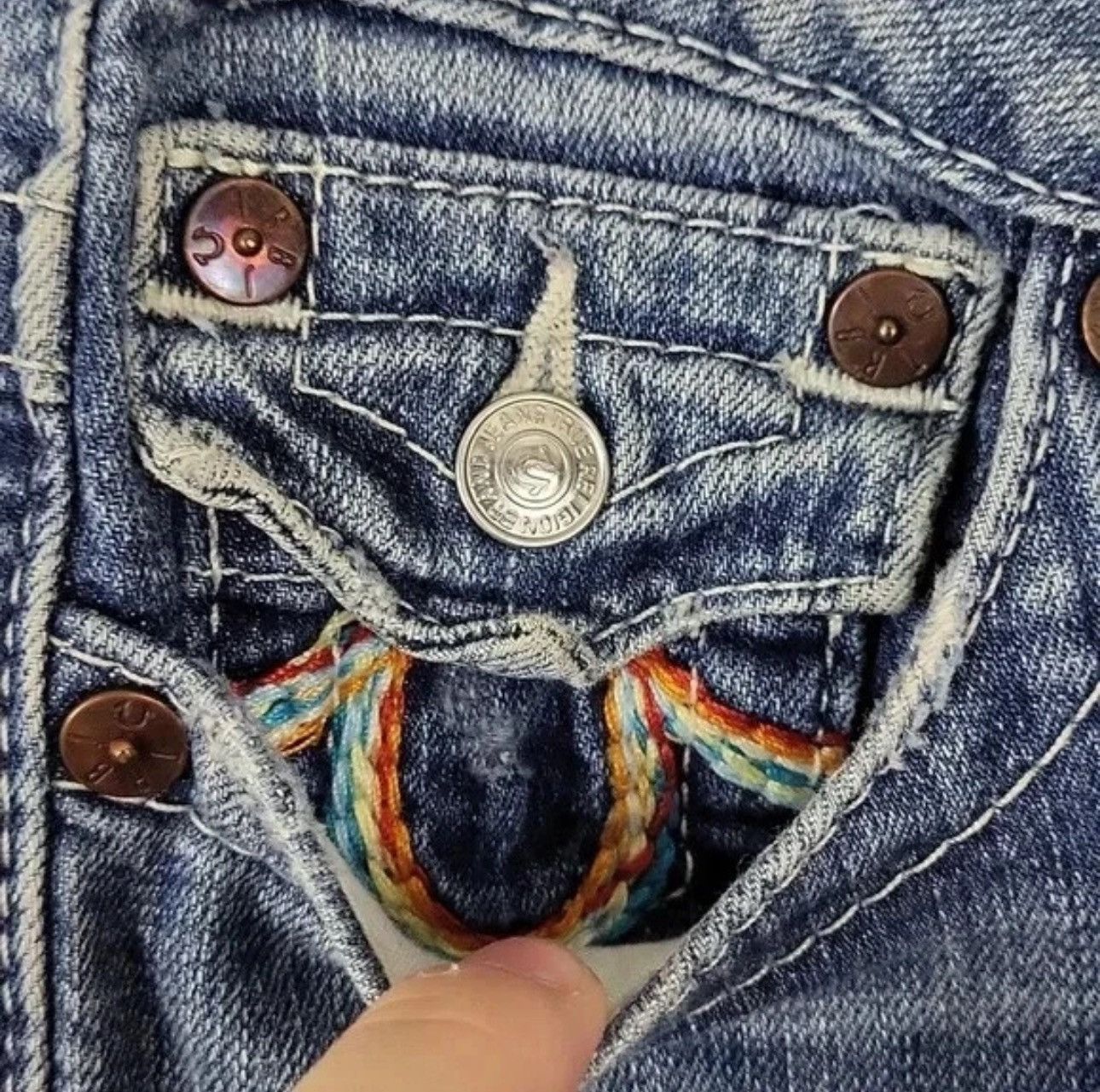 True Religion TRUE RELIGION Vintage Jeans Womens 26 Rainbow Embroidered Size 26" / US 2 / IT 38 - 7 Thumbnail