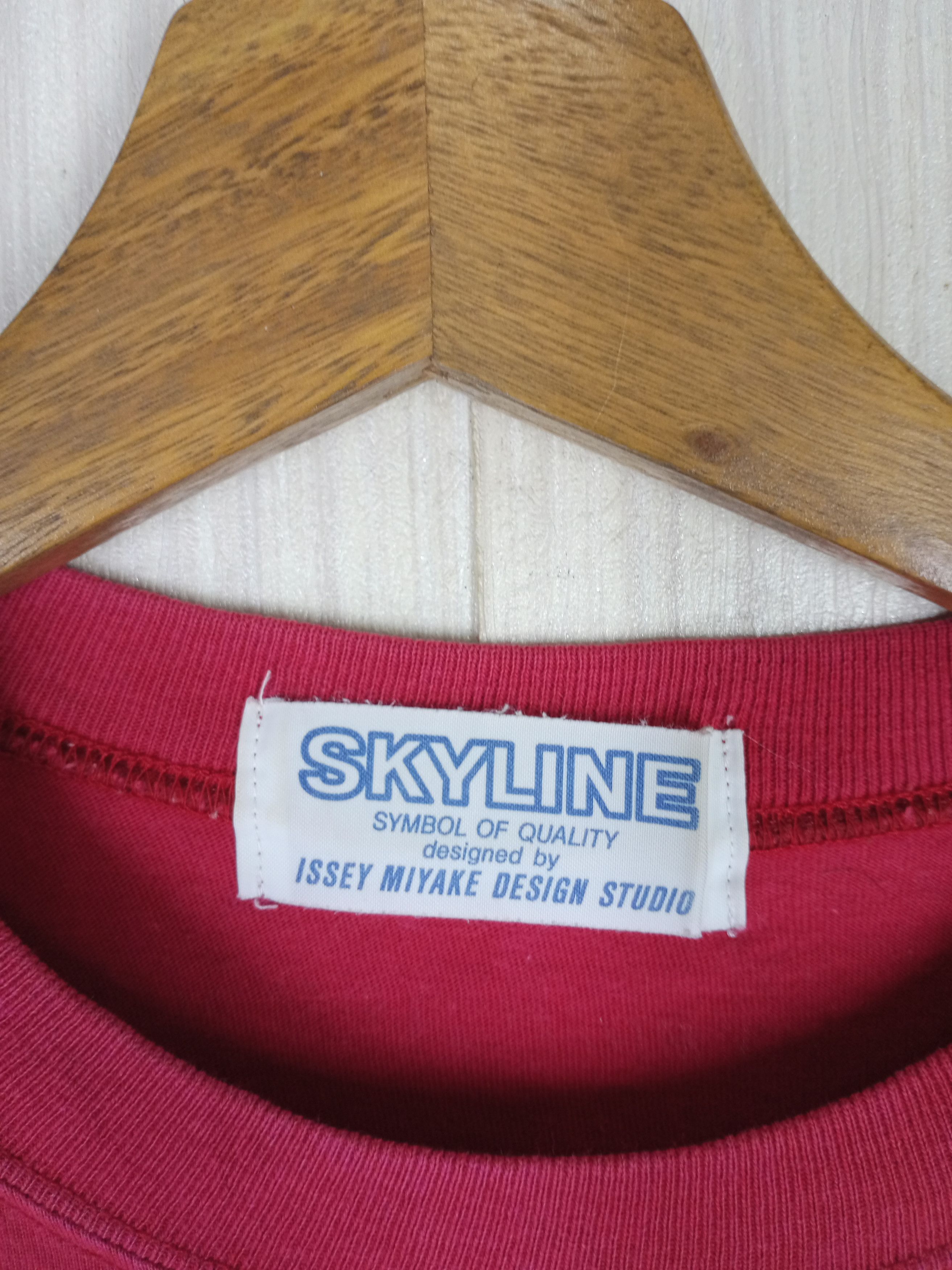 Designer × Issey Miyake Rare Vintage Issey Miyake Issey Skyline Tshirt Size US M / EU 48-50 / 2 - 6 Thumbnail
