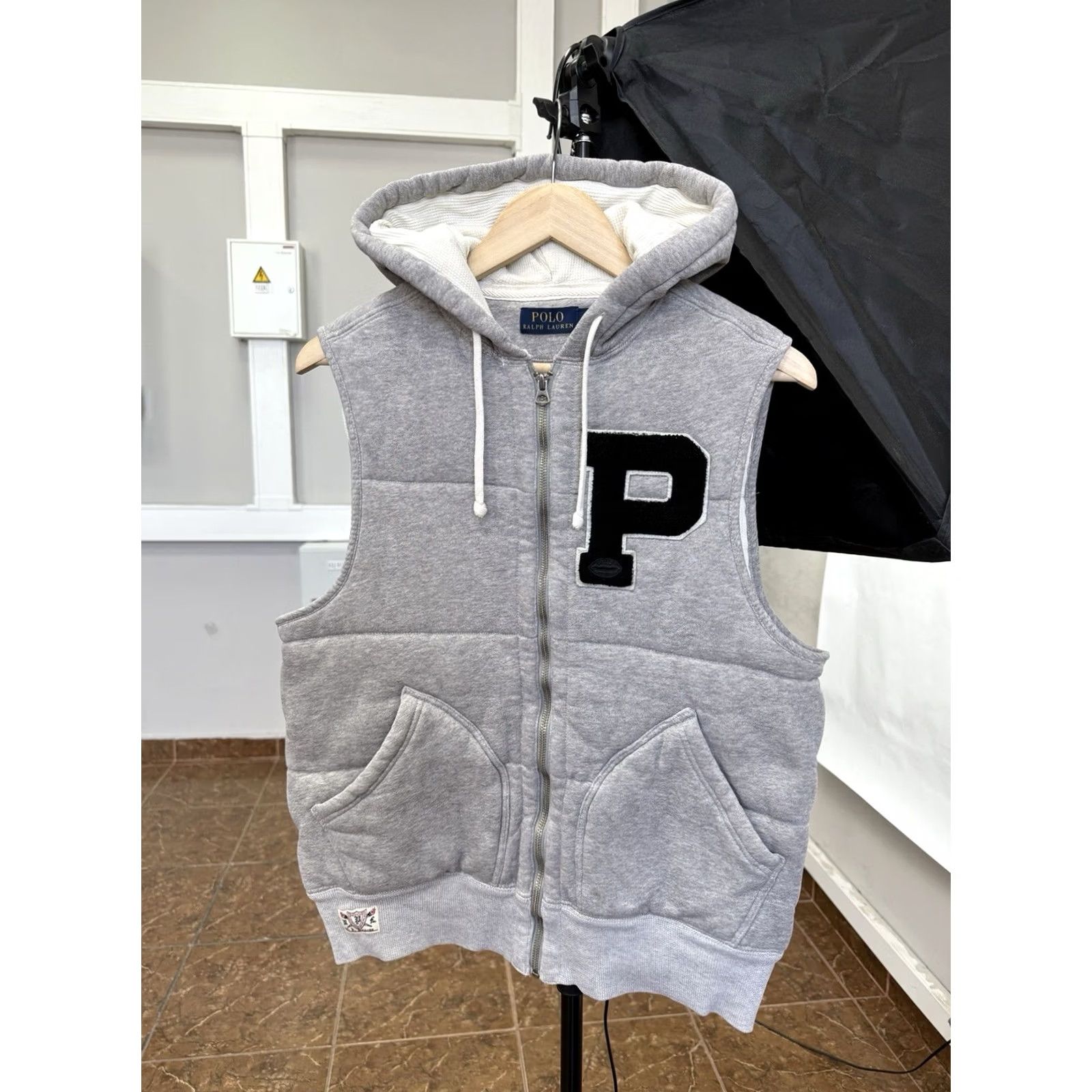 Ralph Lauren Ralph Lauren Vest Mens S Gray Retro Y2K Varsity Style P Vest Big Varsity Style Hype Rare Old School Size US S / EU 44-46 / 1 - 2 Thumbnail