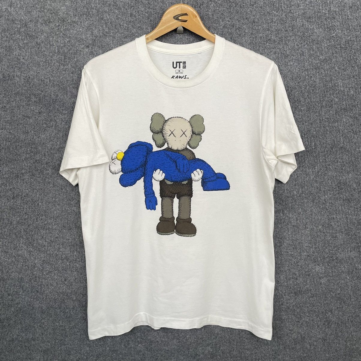 Japanese Brand × Kaws Kaws for Uniqlo T Shirt Travis Style Size US M / EU 48-50 / 2 - 1 Thumbnail