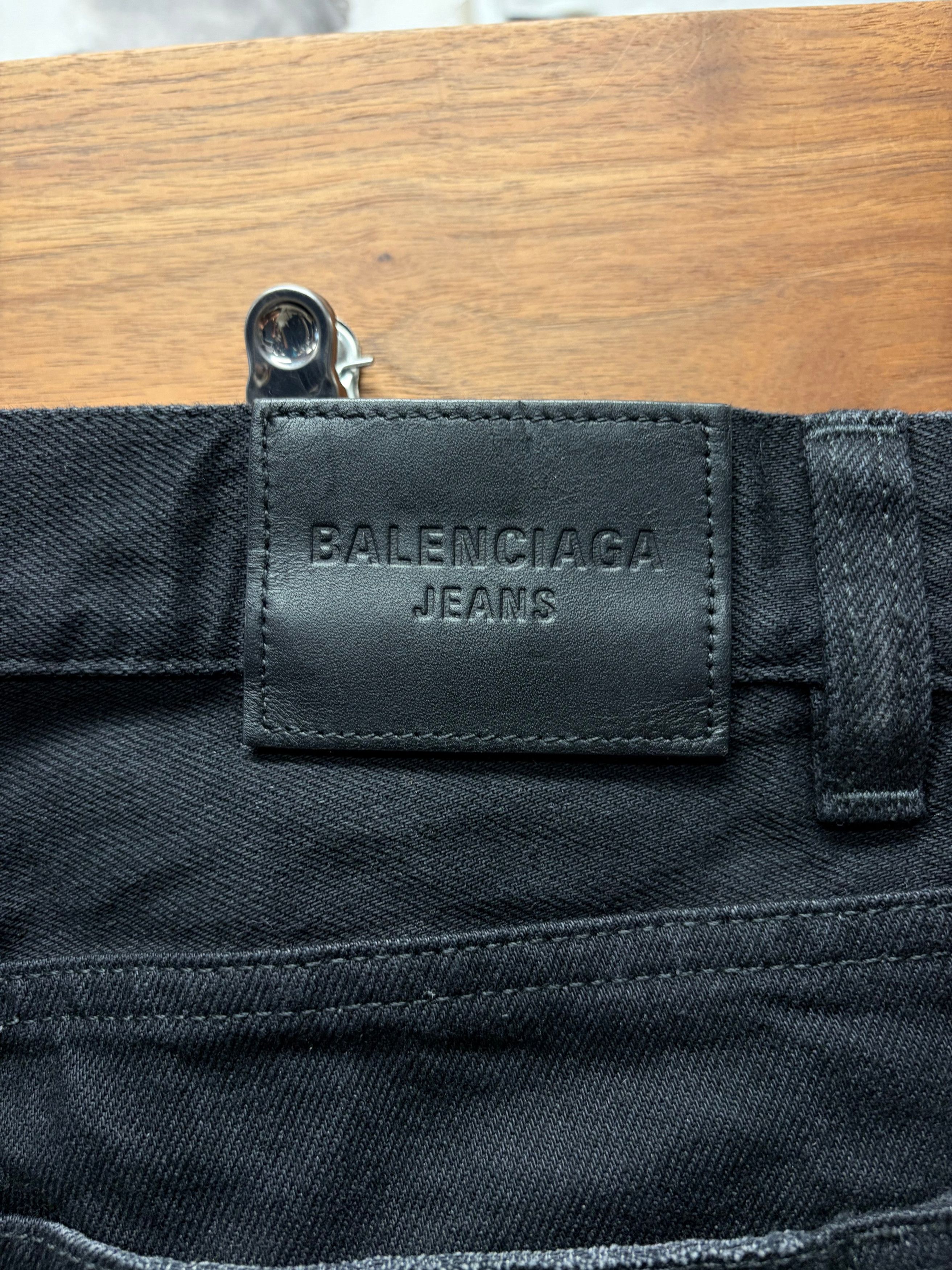 Balenciaga 2022 Balenciaga ‘Lost Tape’ Heelbite Black Flared Leg Denim Size US 34 / EU 50 - 5 Thumbnail