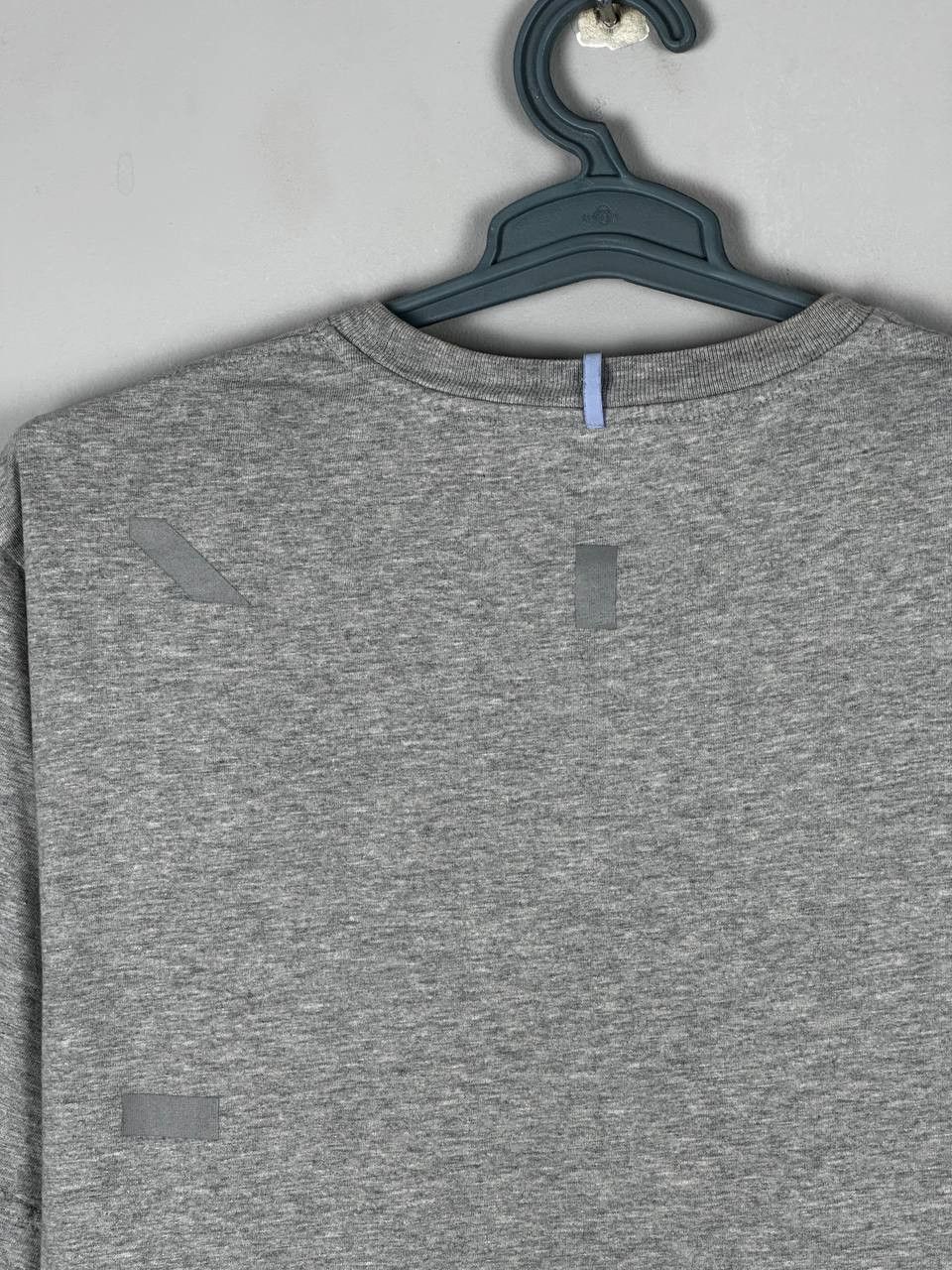 Alexander McQueen Alexander McQueen T-shirt Big Logo Designer Grey T Shirt Size US L / EU 52-54 / 3 - 11 Thumbnail