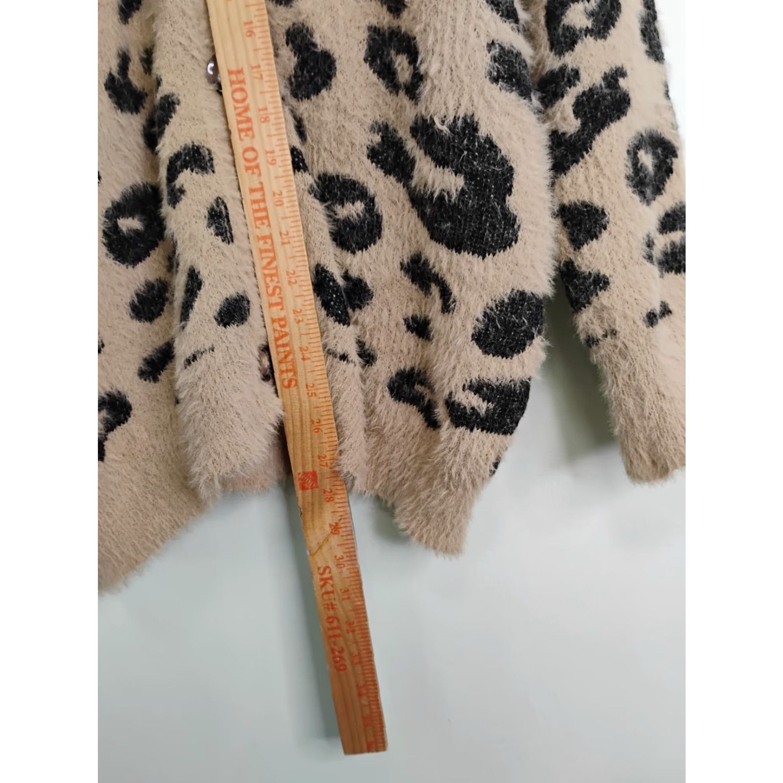 Vintage Vestidos Leopard Cardigan Sweater Brown Size M V-Neck Button Long Sleeve Faux Fur Womens Cardigan Size M / US 6-8 / IT 42-44 - 4 Thumbnail