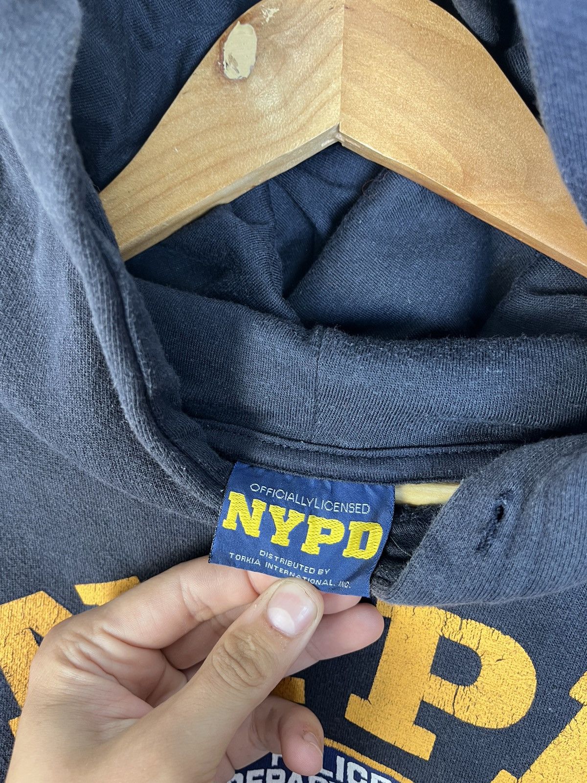 Vintage Vintage men’s hoodie NYPD New York City Police Dept 2013s Size US S / EU 44-46 / 1 - 9 Thumbnail