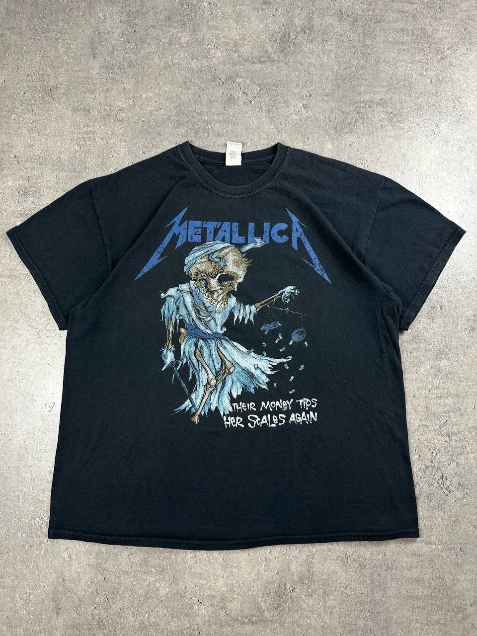 Gildan Faded T-Shirt Metallica - Their Money Tips Her Scales Again Size US XL / EU 56 / 4 - 1 Thumbnail