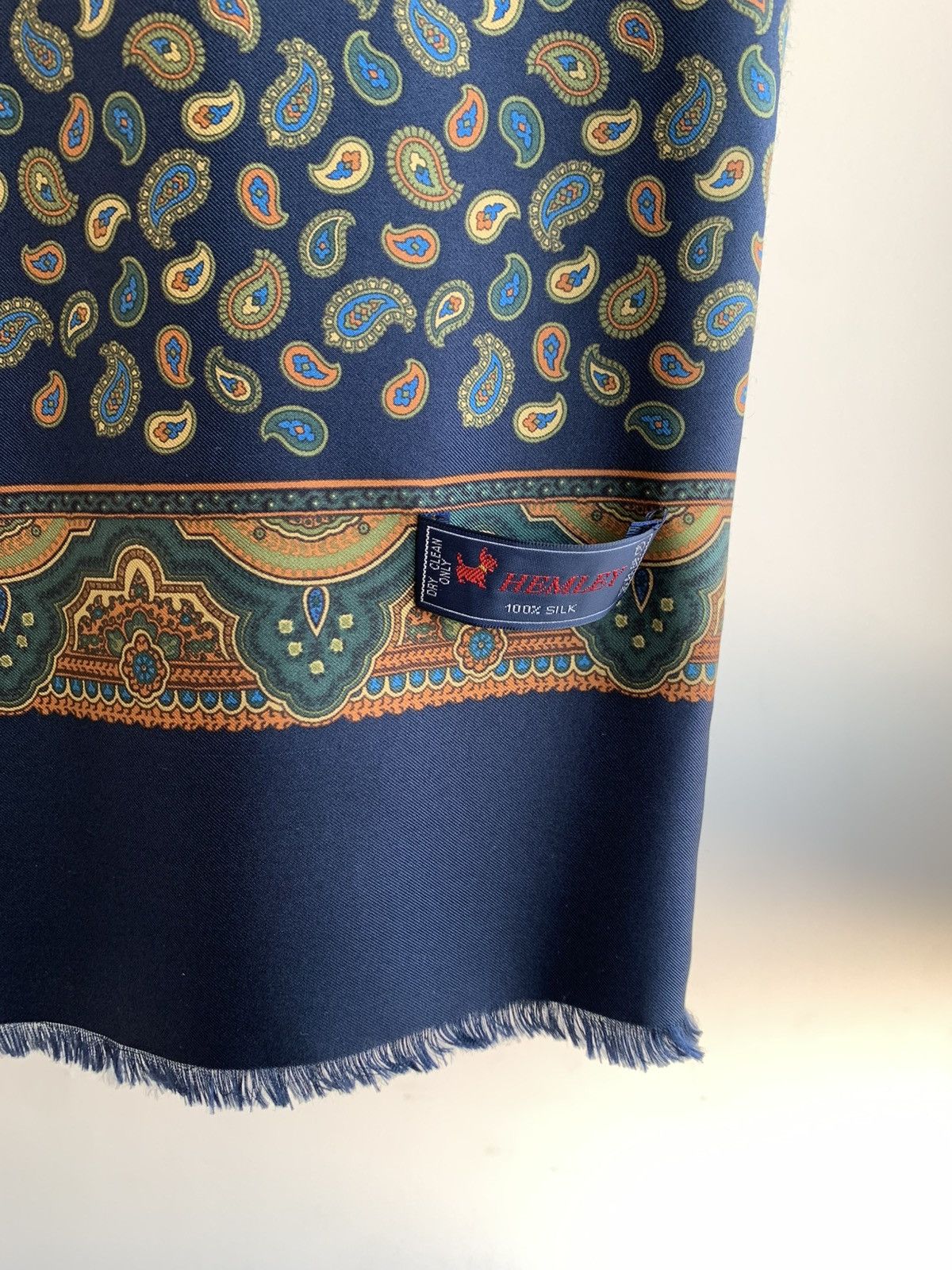 Other Hemley Reversible Silk Lambswool Paisley Print Scarf Wool Size ONE SIZE - 7 Thumbnail