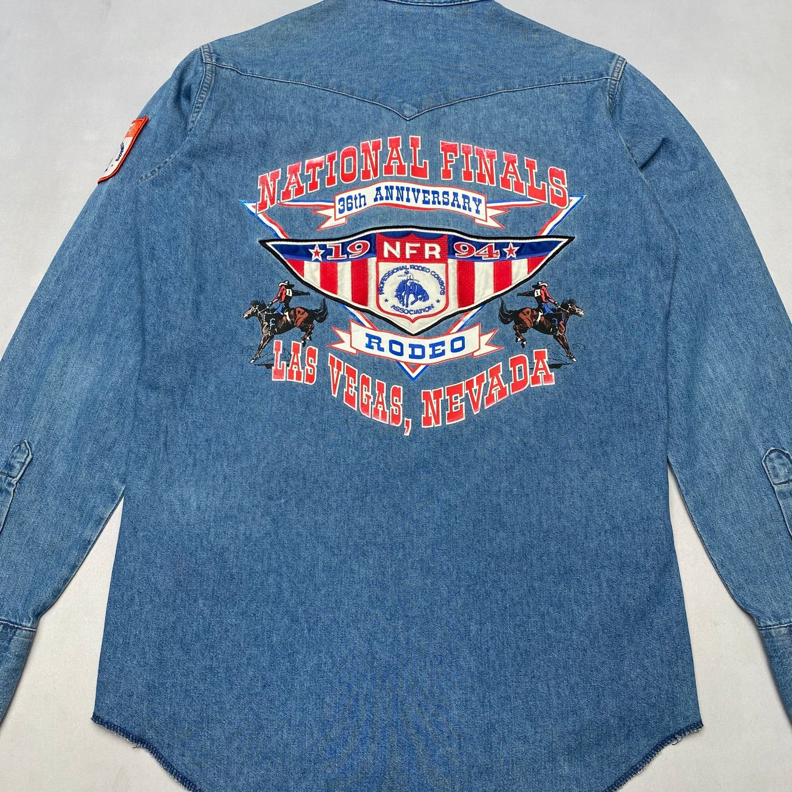 Vintage × Wrangler Vintage 1994 Wrangler NFR National Finals Rodeo Denim Small Size US S / EU 44-46 / 1 - 2 Thumbnail