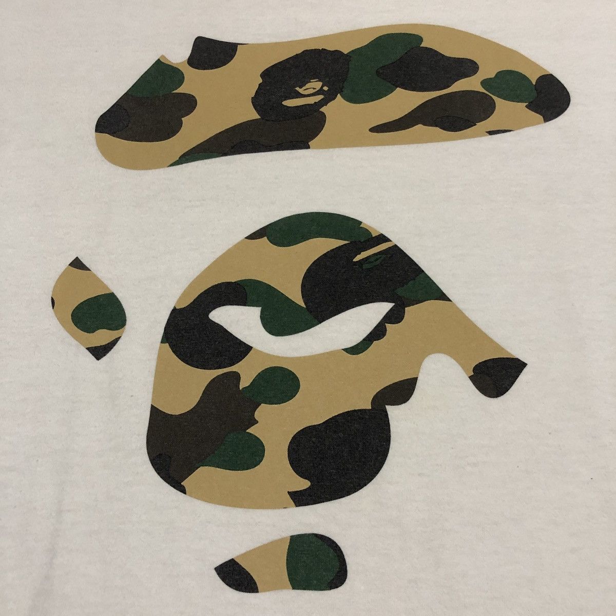 Bape 1st Camo Ape Face Tee Size US XL / EU 56 / 4 - 2 Thumbnail
