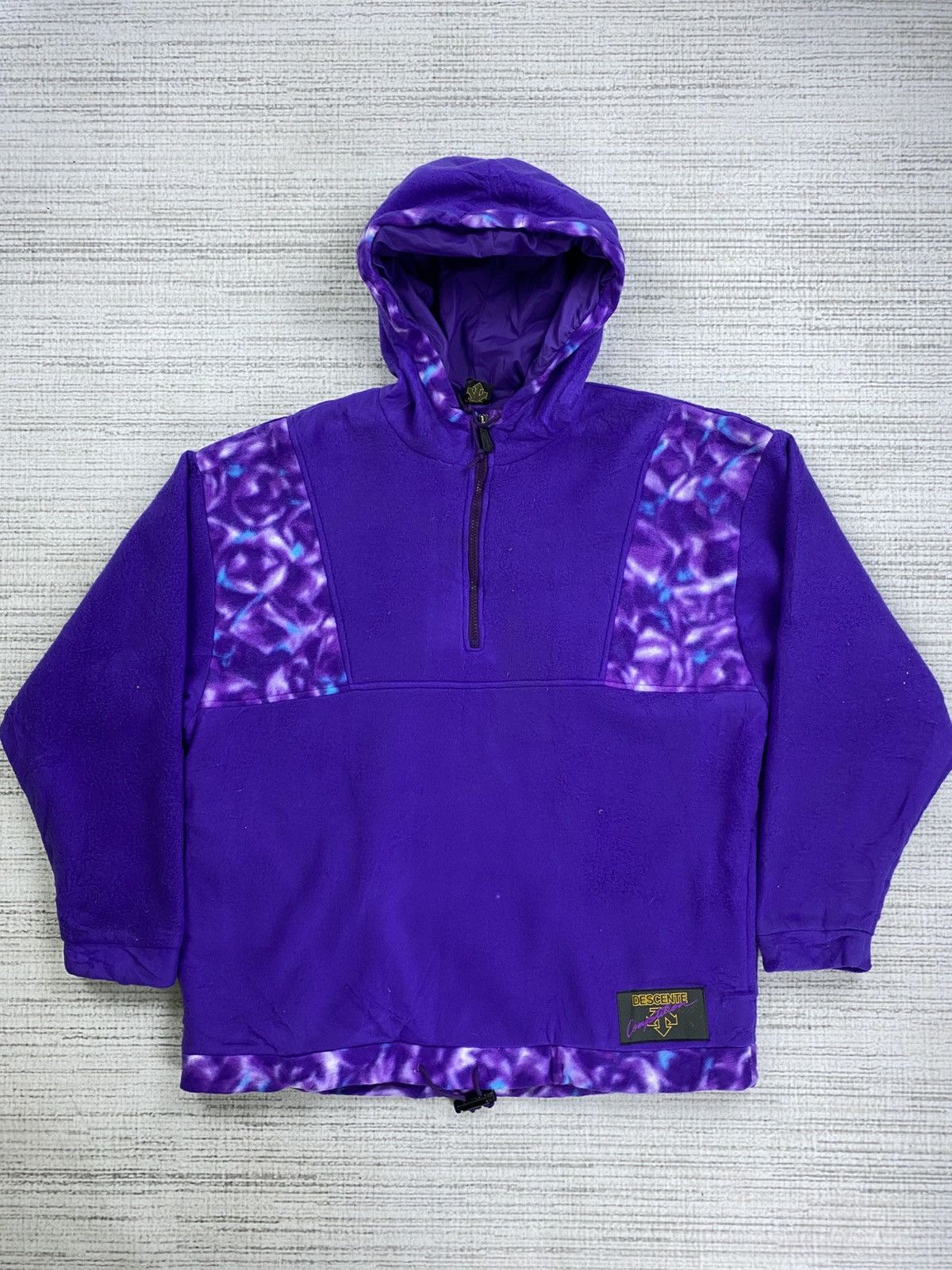 Vintage Descente Half Zipper Sweater Hoodie