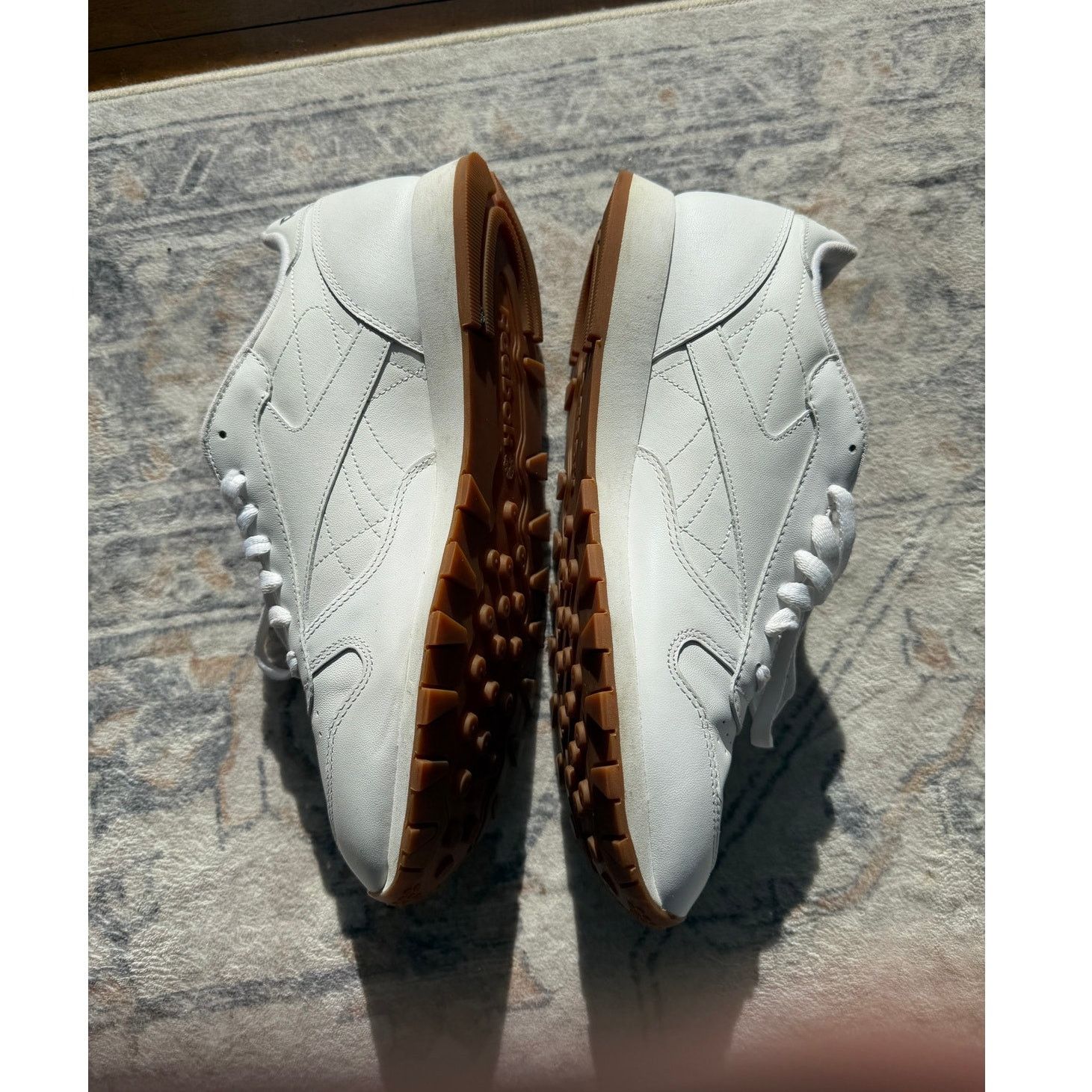 Reebok Reebok Classic White leather Trainers size 10 Size US 10 / EU 43 - 2 Thumbnail