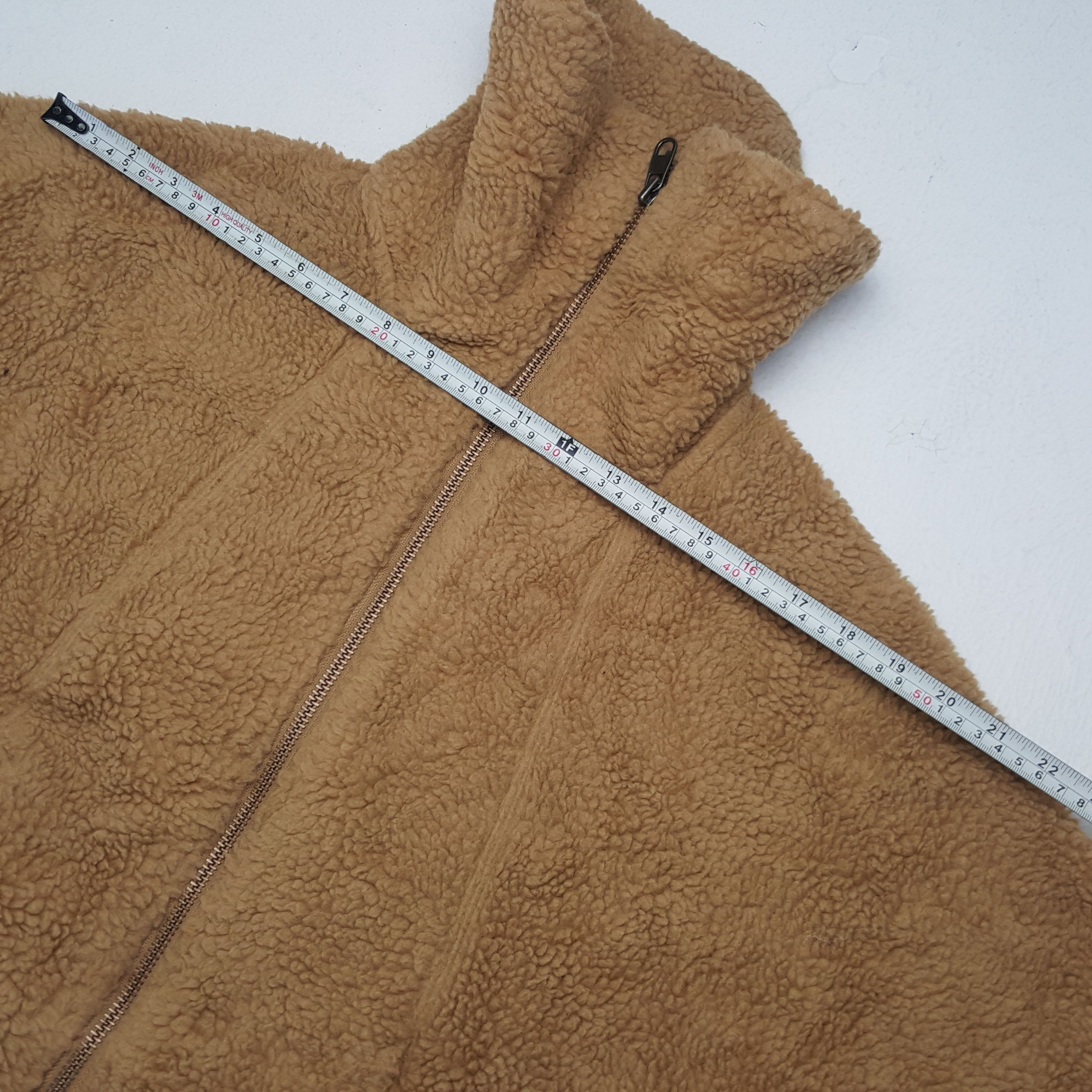 Undercover × Uniqlo Vintage Uniqlo x Undercover Sherpa Winter Turtleneck Jacket Size US M / EU 48-50 / 2 - 5 Thumbnail