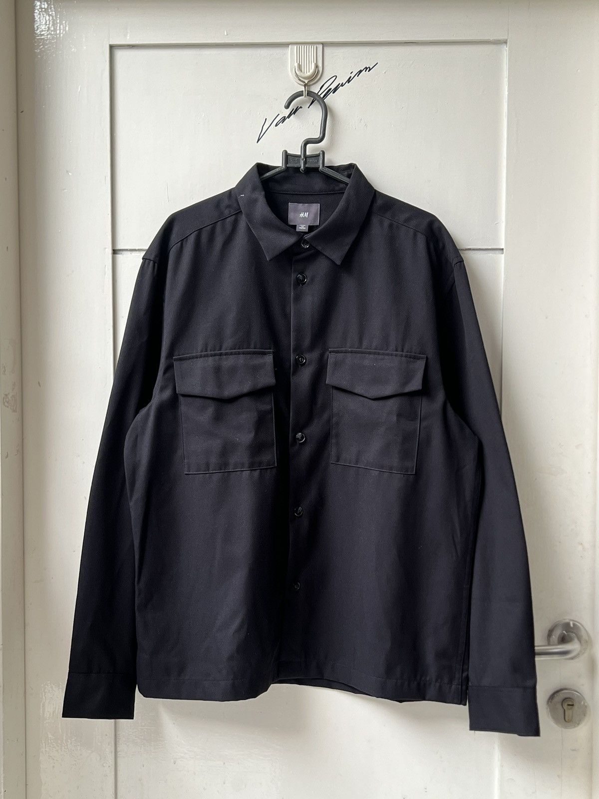 H&M H&M Black Pocket Boxy Oversize Black Outer Shirt Size US M / EU 48-50 / 2 - 1 Thumbnail