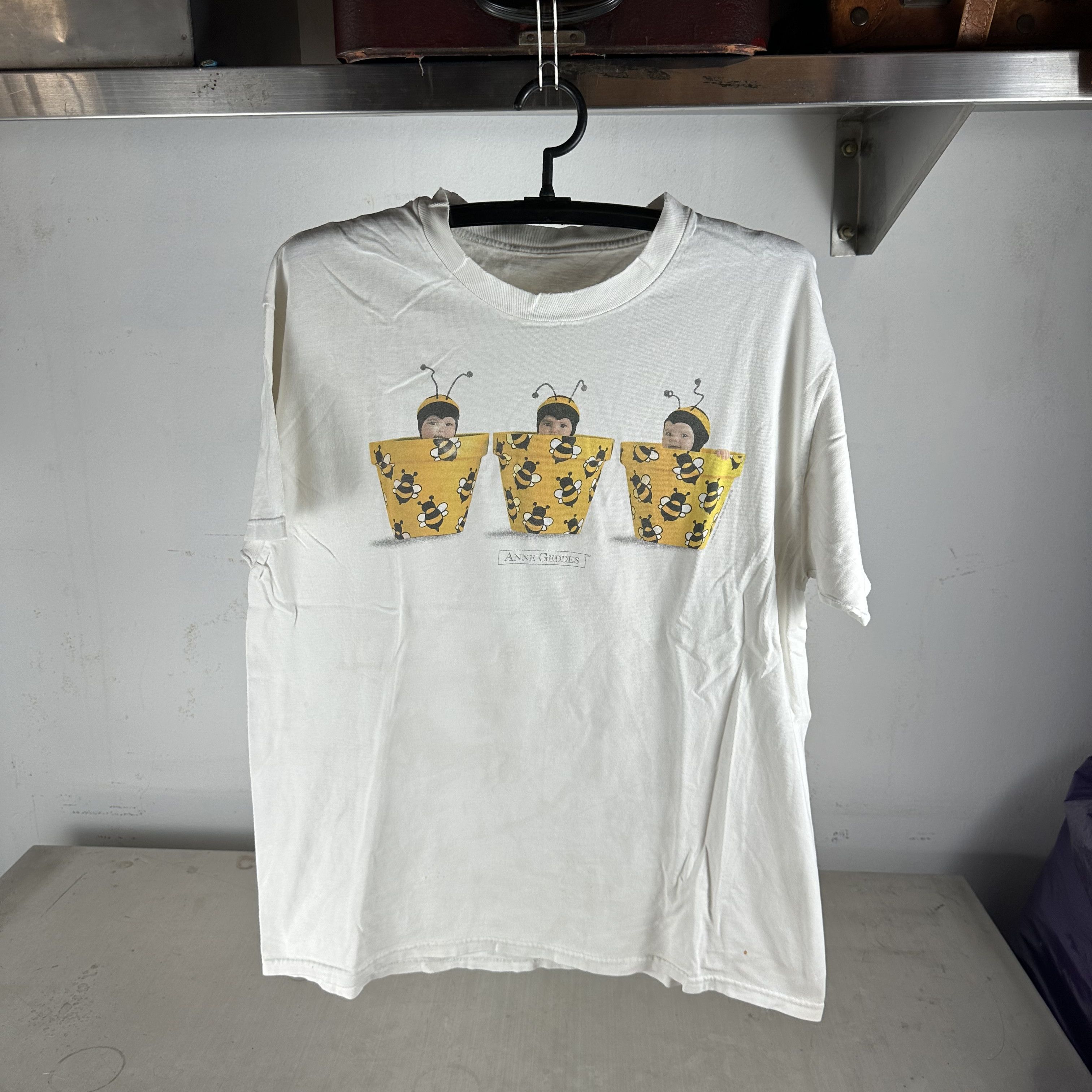 Vintage ​​Vintage 90s Anne Geddes Bumblebee Babies Photo T-Shirt Size US L / EU 52-54 / 3 - 1 Thumbnail