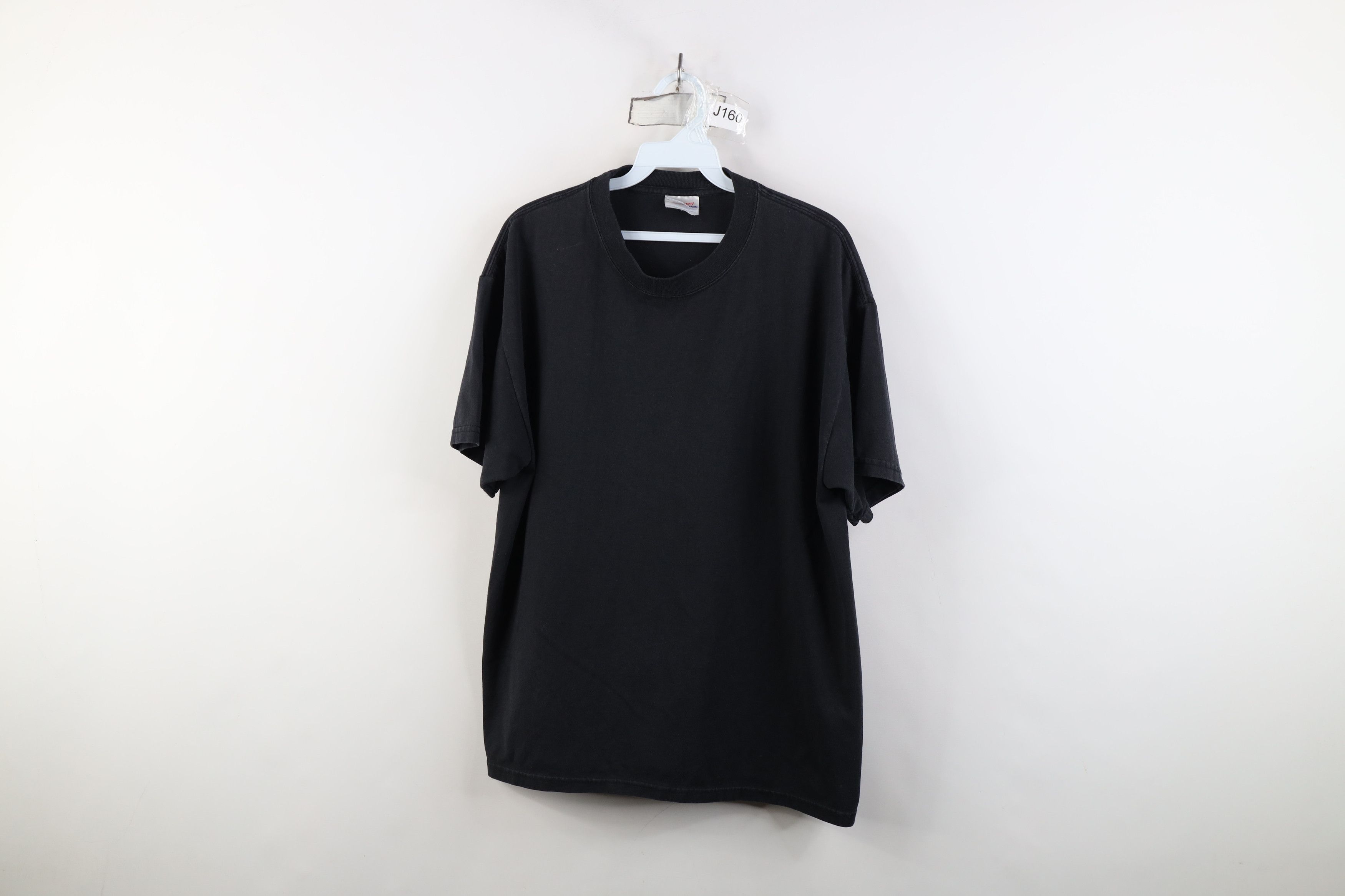 Hanes Vintage 90s Y2K Hanes Heavyweight Short Sleeve T-Shirt Black Size US L / EU 52-54 / 3 - 1 Thumbnail