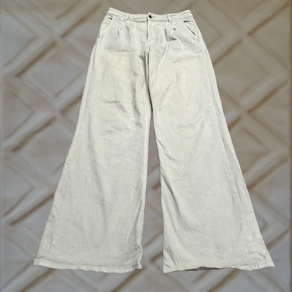 United Colors Of Benetton United Colors of Benetton Jeans Womens 6 Green Wide Leg High Rise Cotton Denim Size 28" / US 6 / IT 42 - 1 Thumbnail