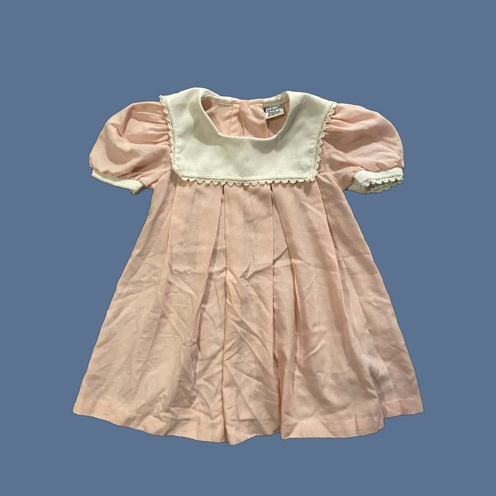 Vintage VINTAGE Cinderella Farm Dress Pink Girls Size 5 60s-70s Made In USA Victorian Polyester Girls 5 United States Cinderella Size ONE SIZE - 1 Thumbnail