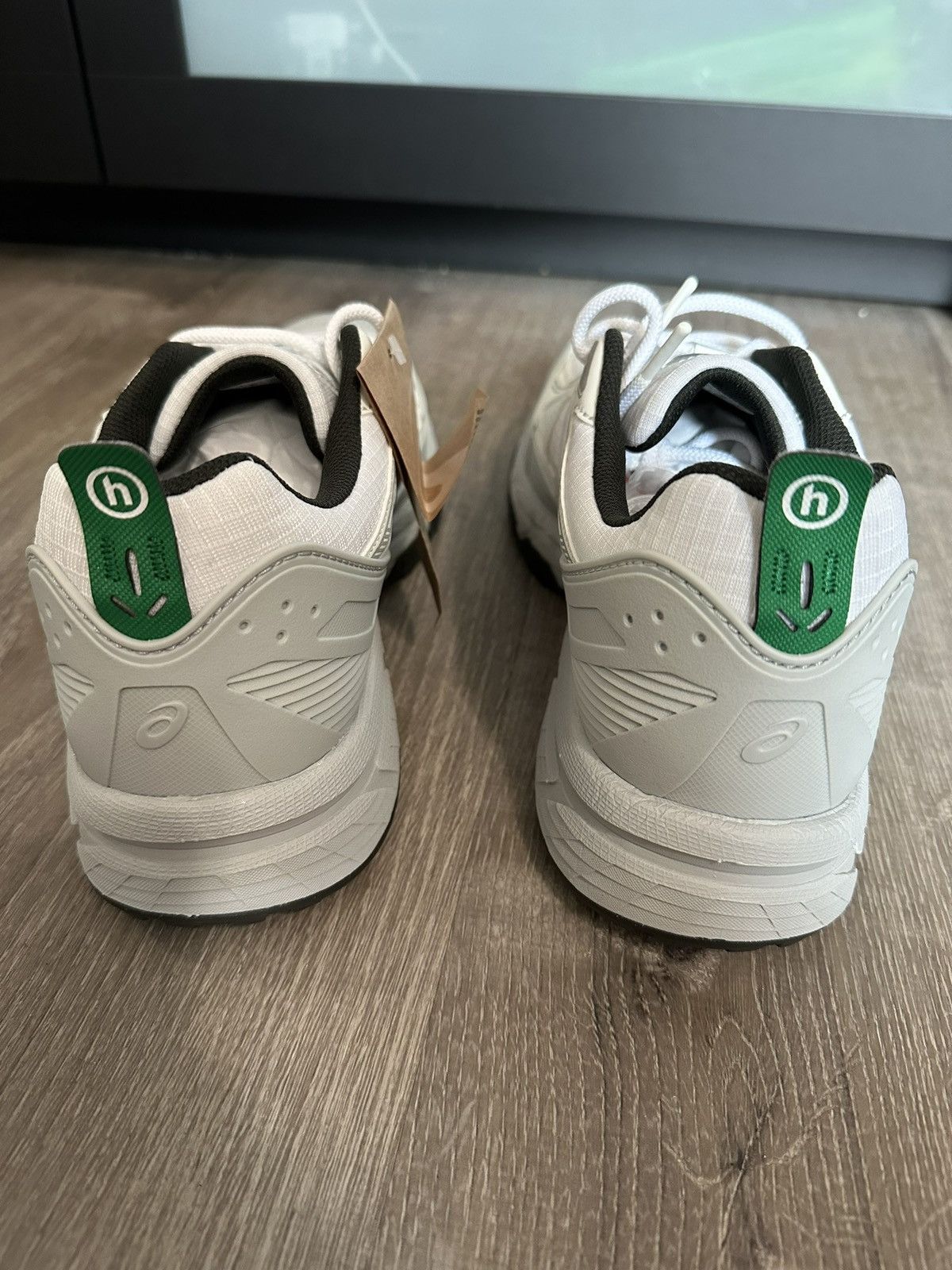 Asics × HIDDEN ASICS Gel-Venture 6 Shiel HIDDEN NY Size US 10 / EU 43 - 4 Thumbnail