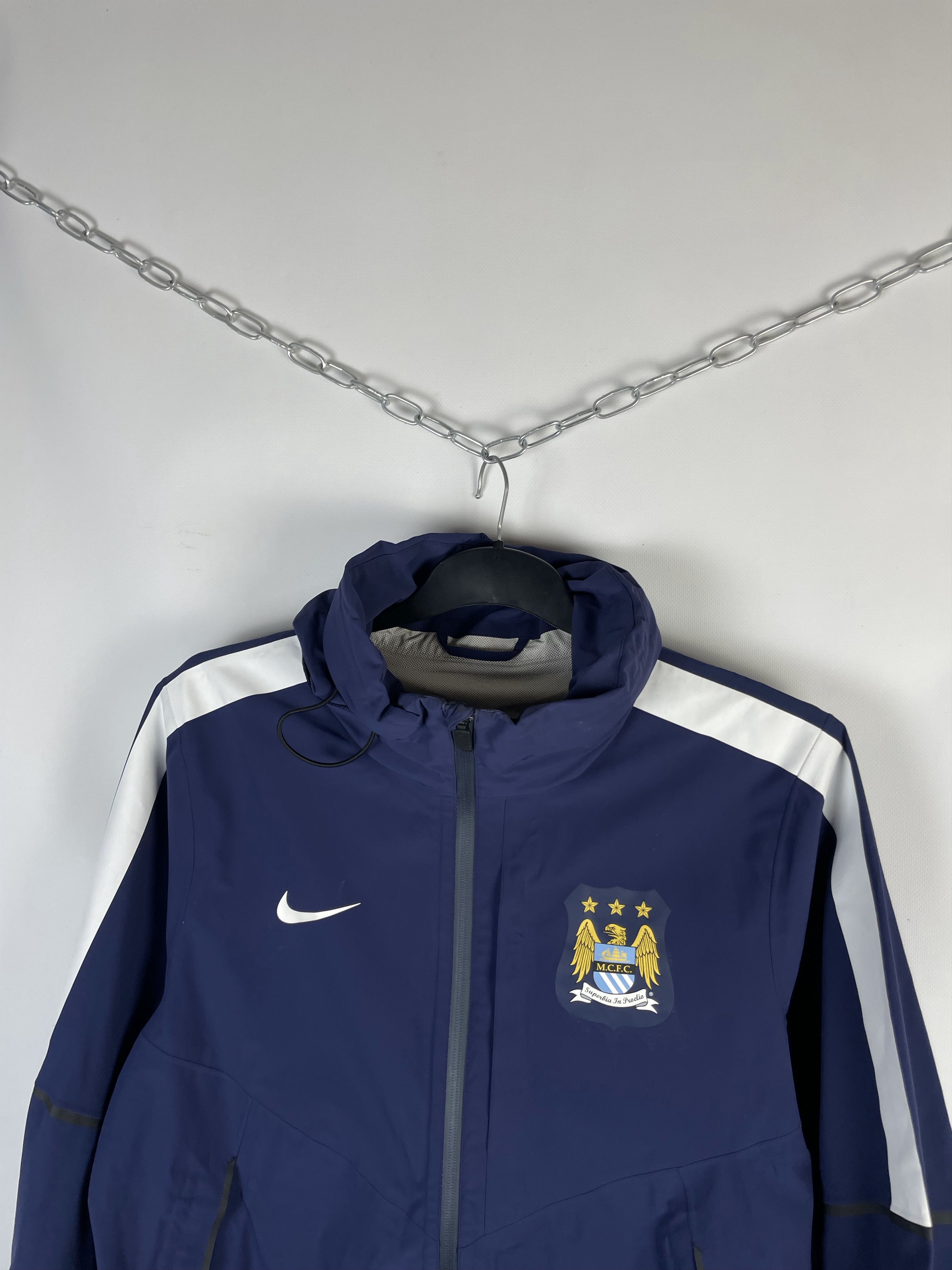 Nike Vintage Nike Manchester city jacket Size US L / EU 52-54 / 3 - 3 Thumbnail
