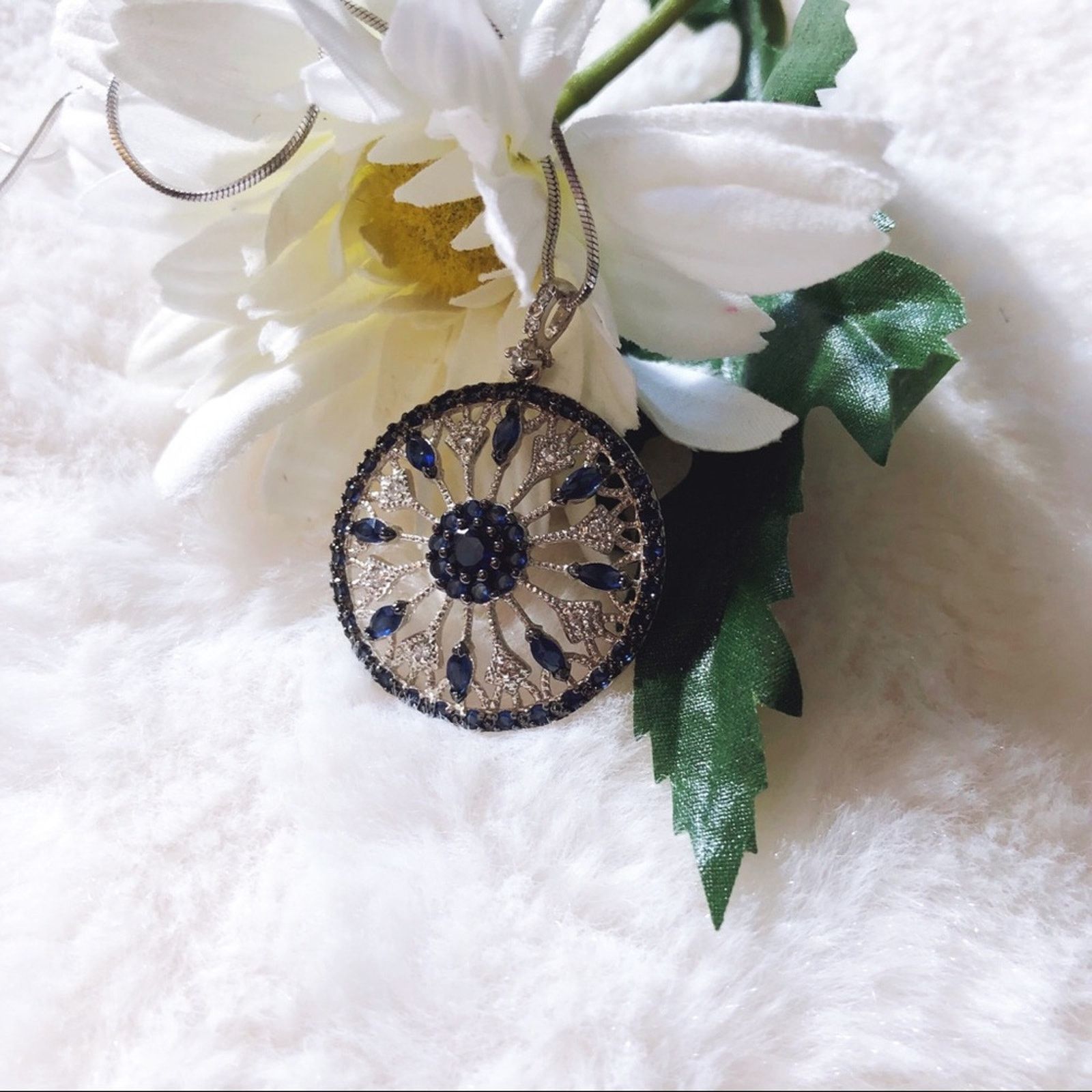 Other Blue and Silver Circle Flower Outline Necklace Size ONE SIZE - 1 Thumbnail