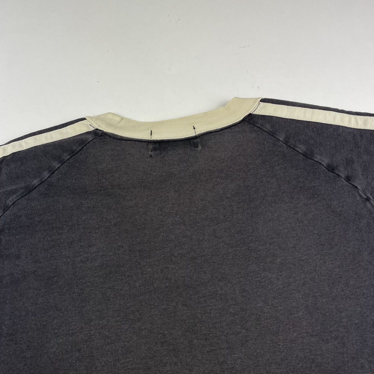 Adidas × Descente × Vintage Vintage 90’s Adidas Descente Trefoil T-Shirt Size M-L Japan Size US L / EU 52-54 / 3 - 12 Thumbnail
