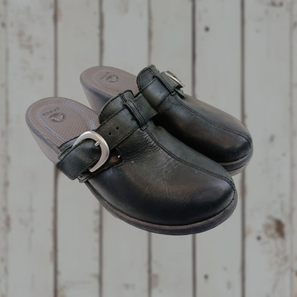 Crocs Crocs Cobbler 15513 Women Sz 11 Black Leather Mule Clogs Wedge Slip On Buckle Size US 11 / IT 41 - 1 Thumbnail