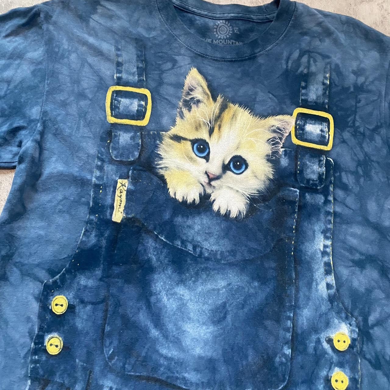 The Mountain Blue tie dye graphic tee with kitten in overalls design Size US S / EU 44-46 / 1 - 3 Thumbnail