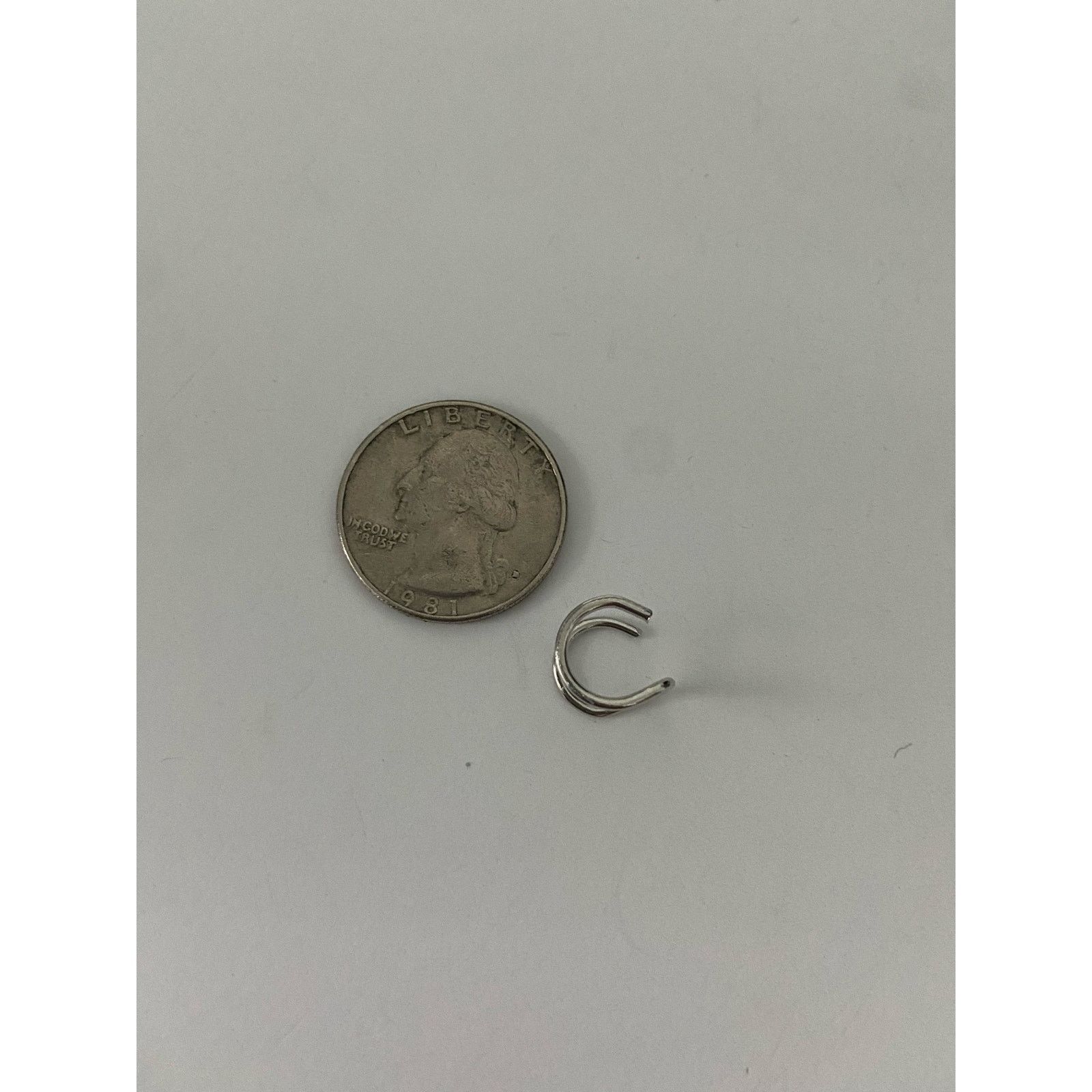 Other Silver tone ear cuff Size ONE SIZE - 3 Thumbnail